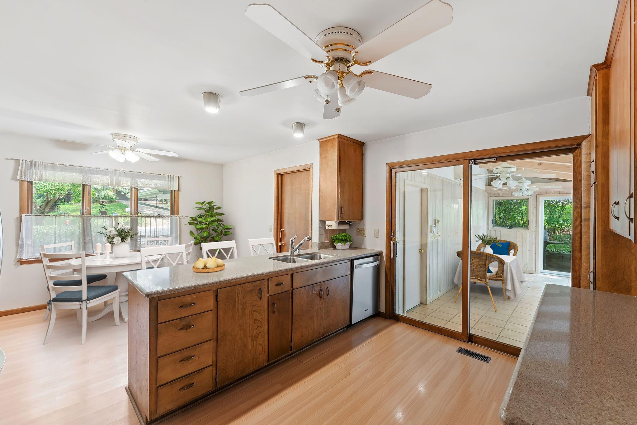 View of Residential at 4723 Forest Circle, Minnetonka MN 55345, Minnetonka (11 of 33) - Mike Wilen | Minnesota Team Real Estate