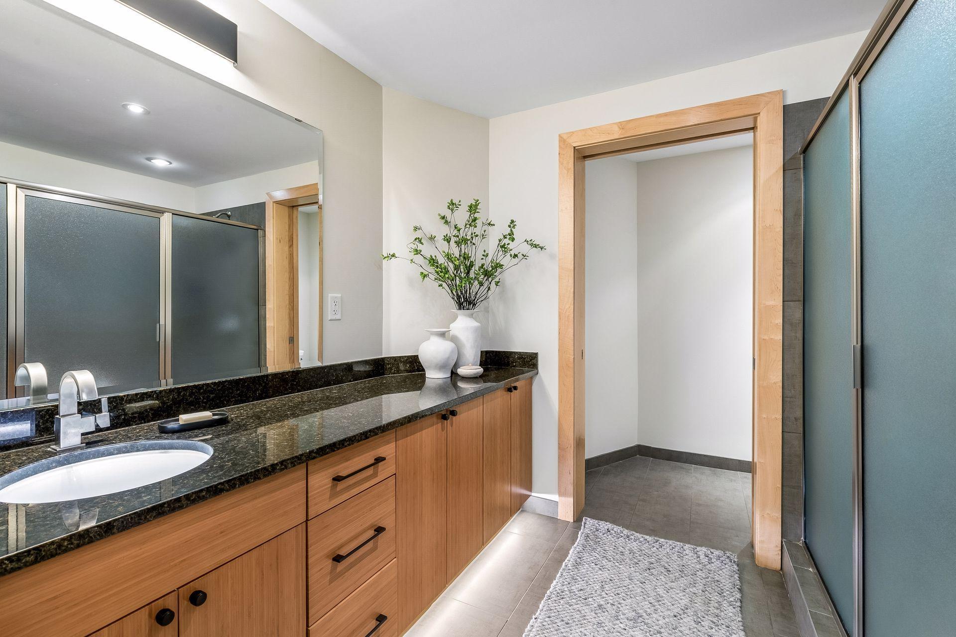 View of Residential at 215 10th Avenue #313, Minneapolis MN 55415, Minneapolis (19 of 50) - Mike Wilen | Minnesota Team Real Estate