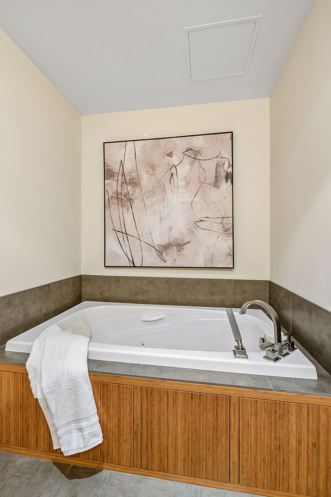 View of Residential at 215 10th Avenue #313, Minneapolis MN 55415, Minneapolis (21 of 50) - Mike Wilen | Minnesota Team Real Estate