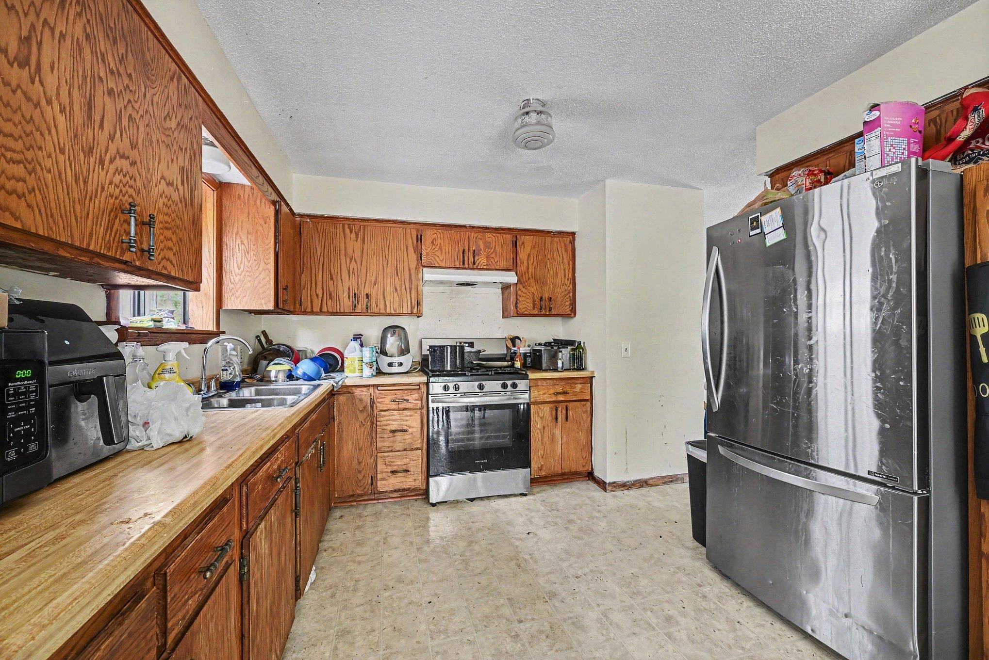 View of Residential at 3103 Colfax Avenue, Minneapolis MN 55411, Minneapolis (8 of 12) - Mike Wilen | Minnesota Team Real Estate