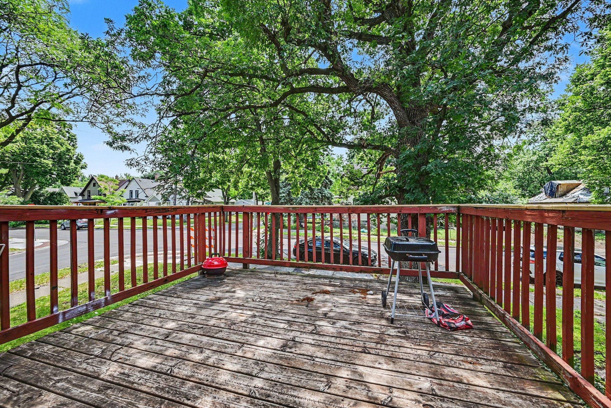 View of Residential at 3103 Colfax Avenue, Minneapolis MN 55411, Minneapolis (4 of 12) - Mike Wilen | Minnesota Team Real Estate