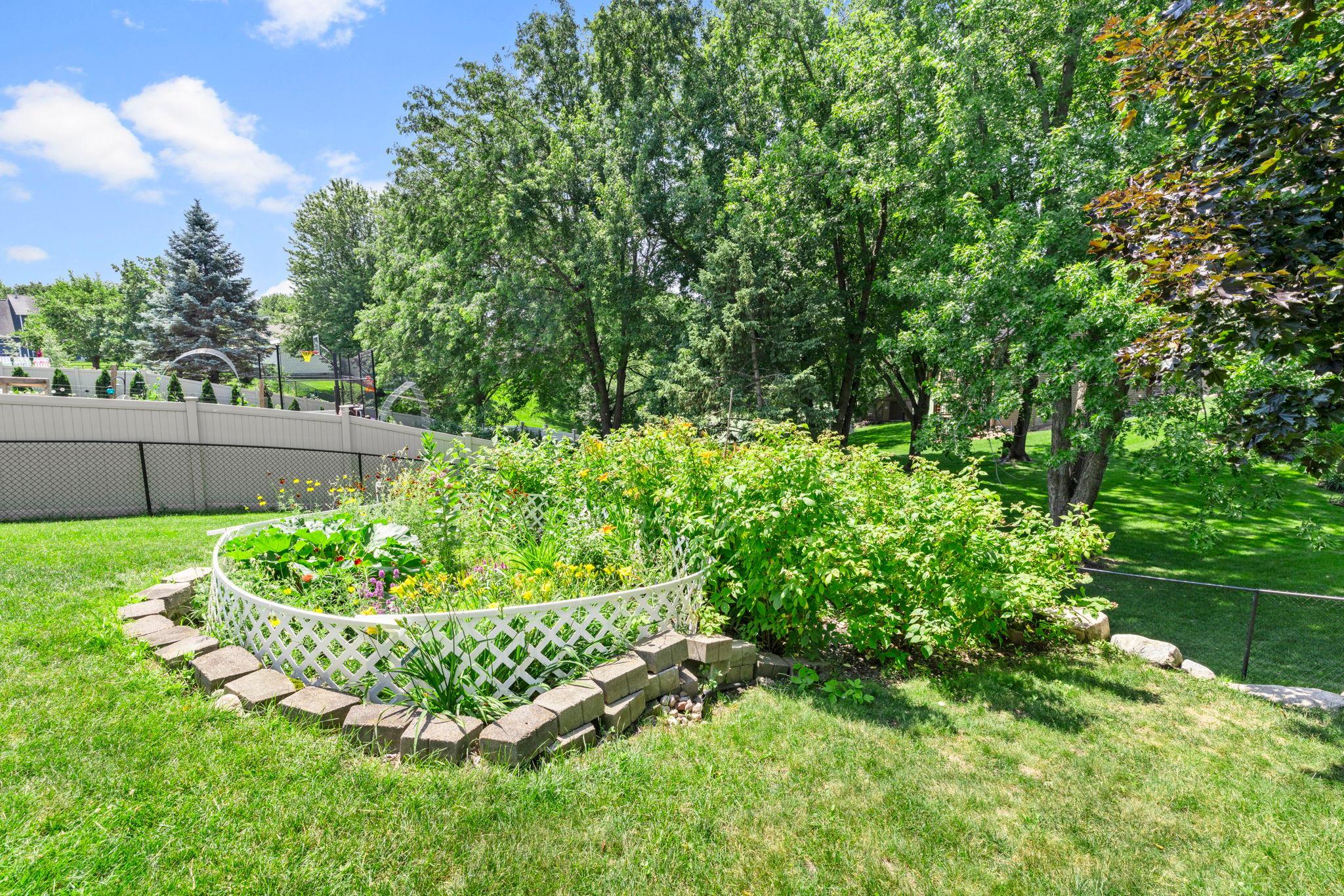 View of Residential at 4629 Weston Hills Drive, Eagan MN 55123, Eagan (69 of 73) - Mike Wilen | Minnesota Team Real Estate