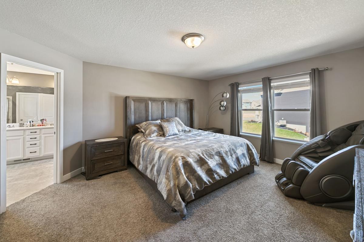 View of Residential at 8622 Platinum Cove, Woodbury MN 55129, Woodbury (19 of 28) - Mike Wilen | Minnesota Team Real Estate