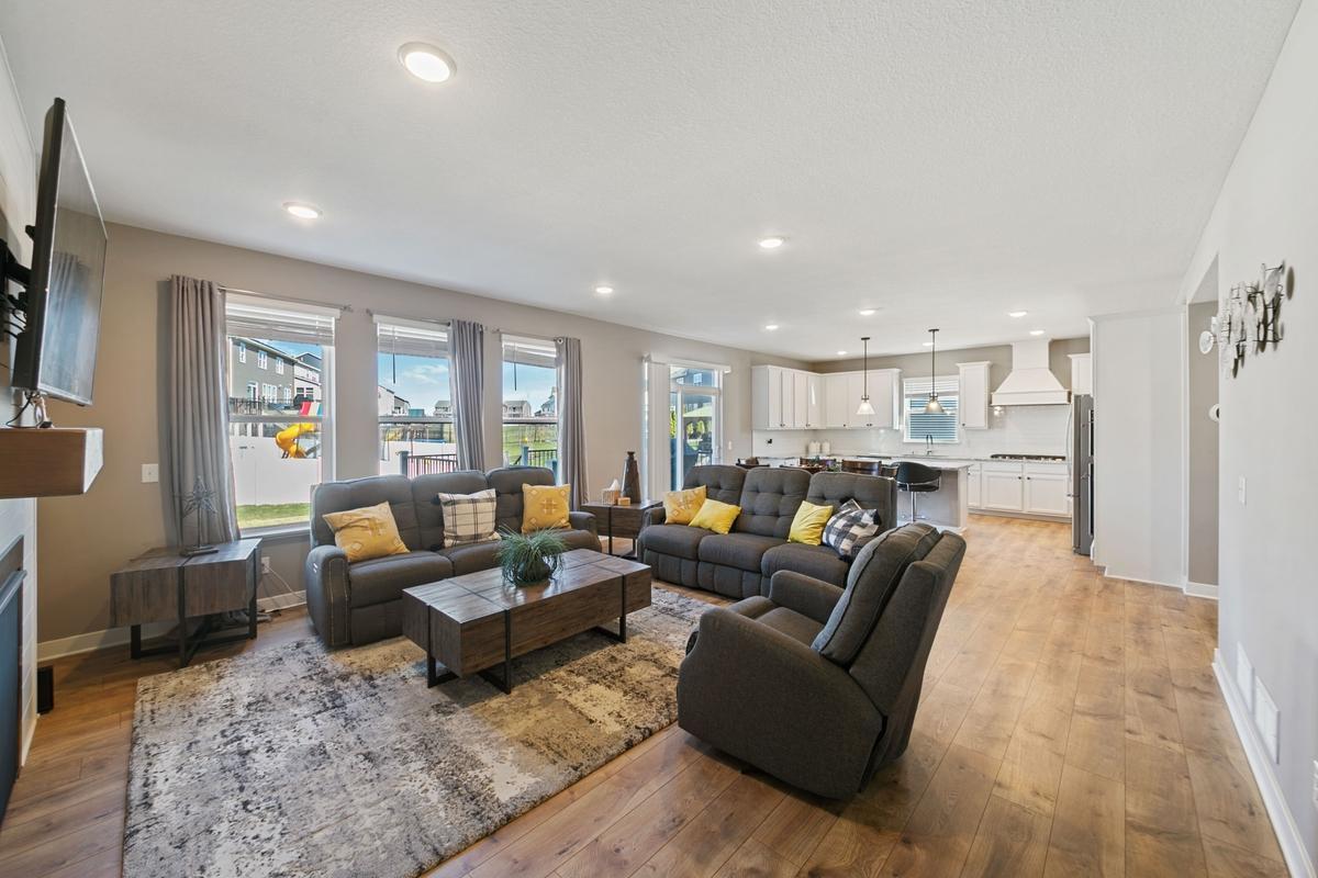 View of Residential at 8622 Platinum Cove, Woodbury MN 55129, Woodbury (11 of 28) - Mike Wilen | Minnesota Team Real Estate