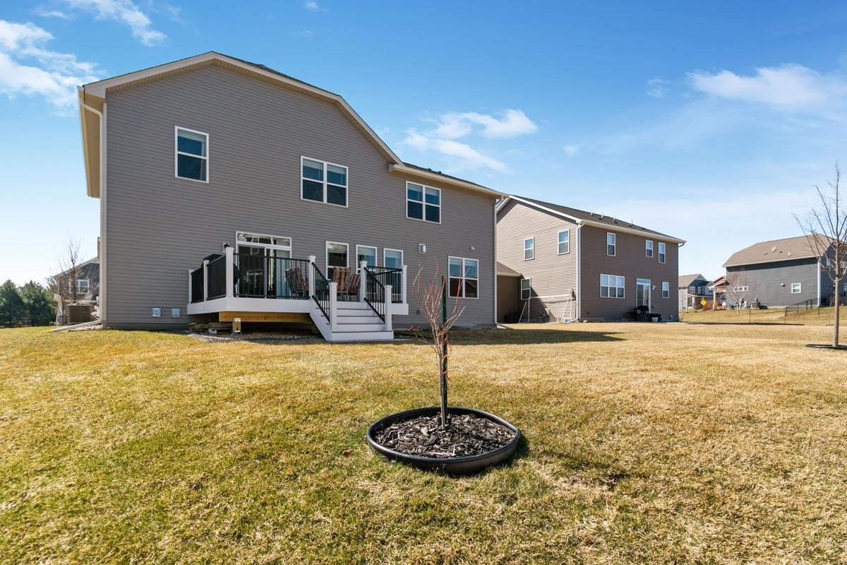 View of Residential at 8622 Platinum Cove, Woodbury MN 55129, Woodbury (3 of 28) - Mike Wilen | Minnesota Team Real Estate