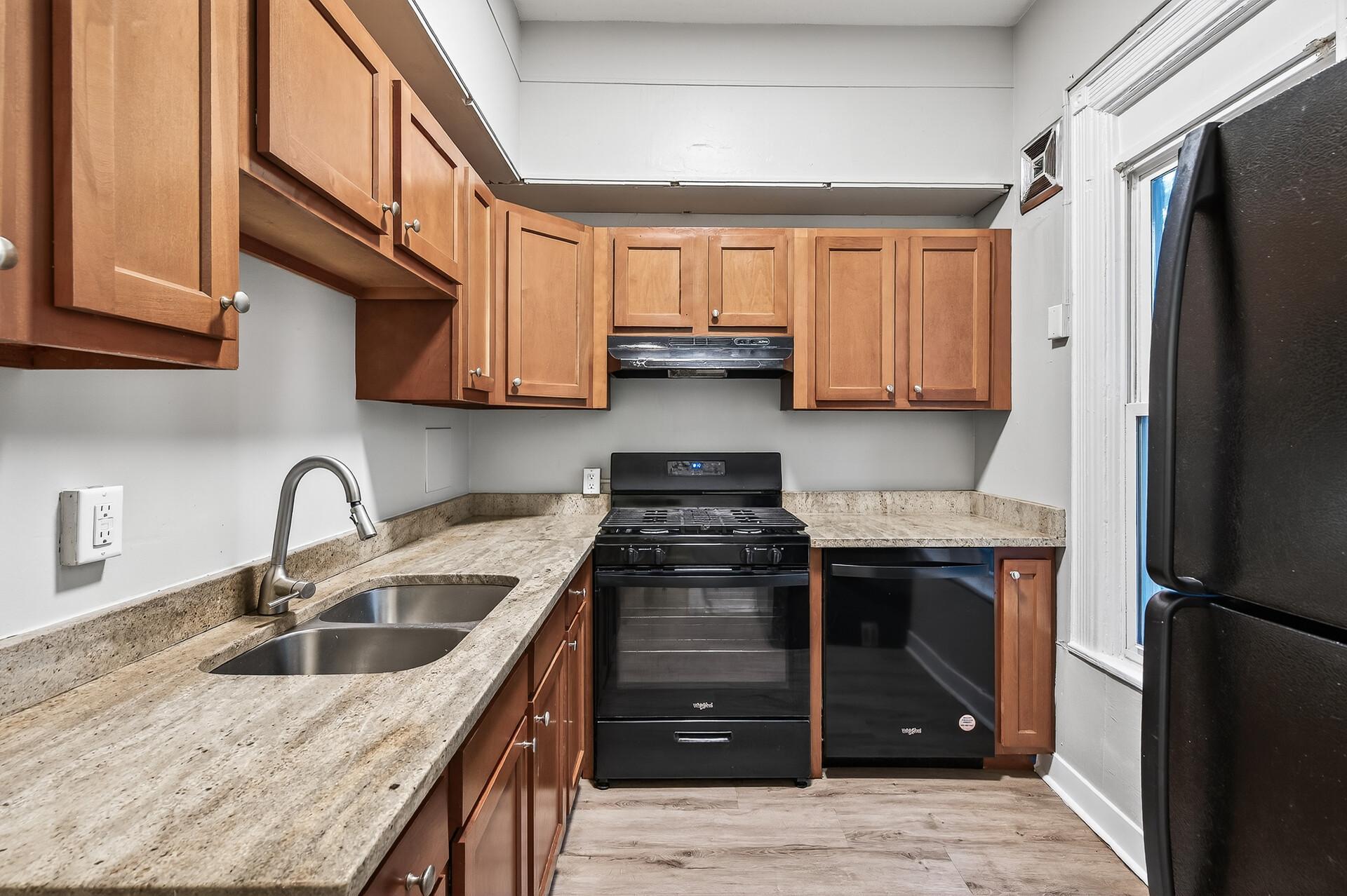 View of Residential Income at 812 7th Street, Minneapolis MN 55414, Minneapolis (37 of 50) - Mike Wilen | Minnesota Team Real Estate