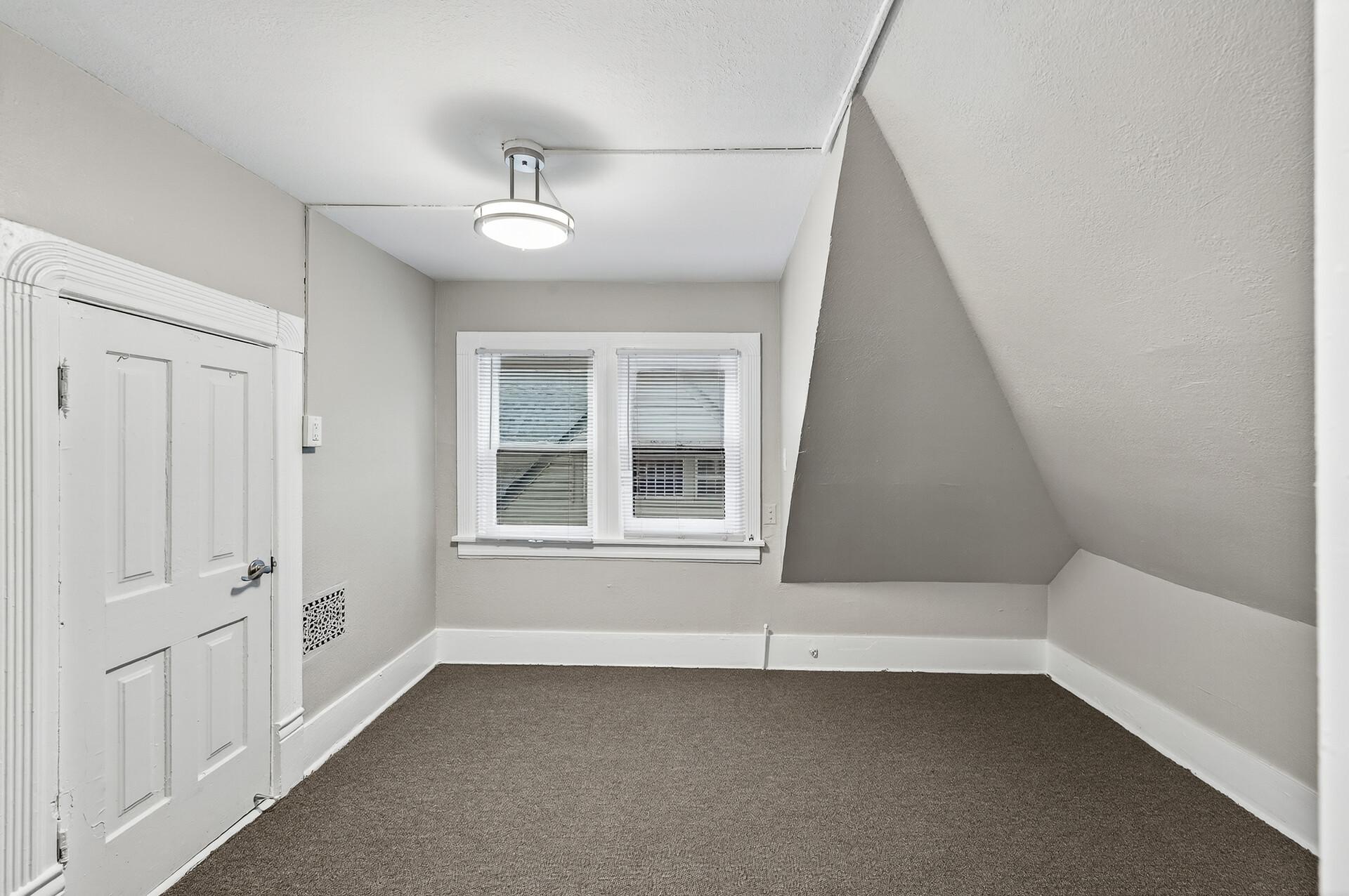 View of Residential Income at 812 7th Street, Minneapolis MN 55414, Minneapolis (30 of 50) - Mike Wilen | Minnesota Team Real Estate