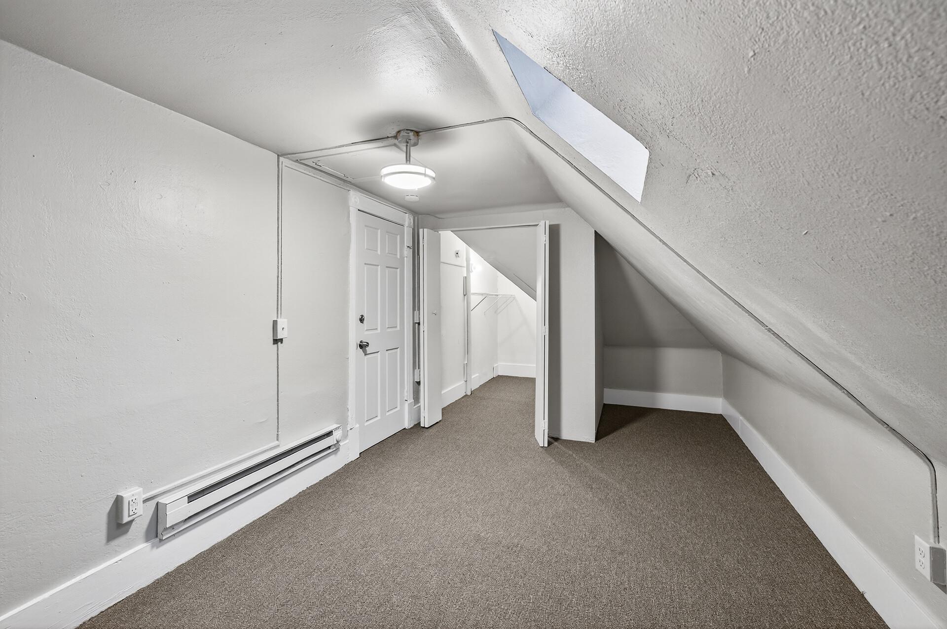 View of Residential Income at 812 7th Street, Minneapolis MN 55414, Minneapolis (29 of 50) - Mike Wilen | Minnesota Team Real Estate