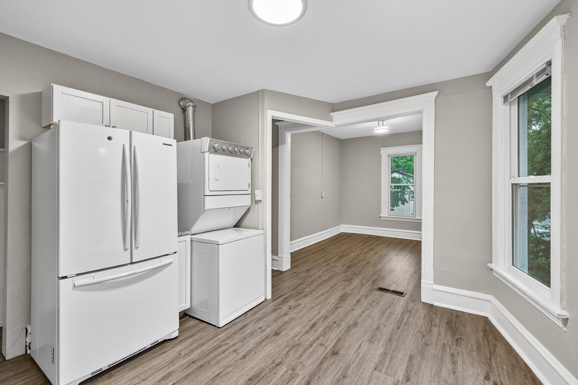 View of Residential Income at 812 7th Street, Minneapolis MN 55414, Minneapolis (17 of 50) - Mike Wilen | Minnesota Team Real Estate