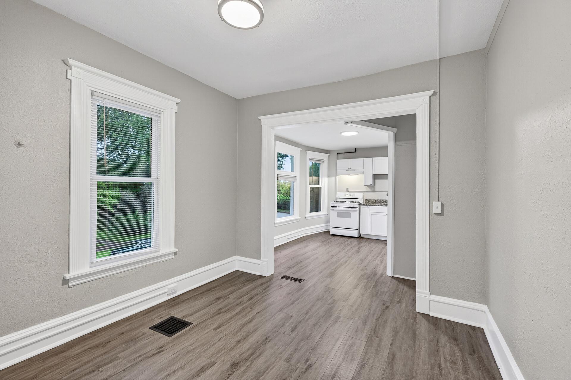 View of Residential Income at 812 7th Street, Minneapolis MN 55414, Minneapolis (13 of 50) - Mike Wilen | Minnesota Team Real Estate