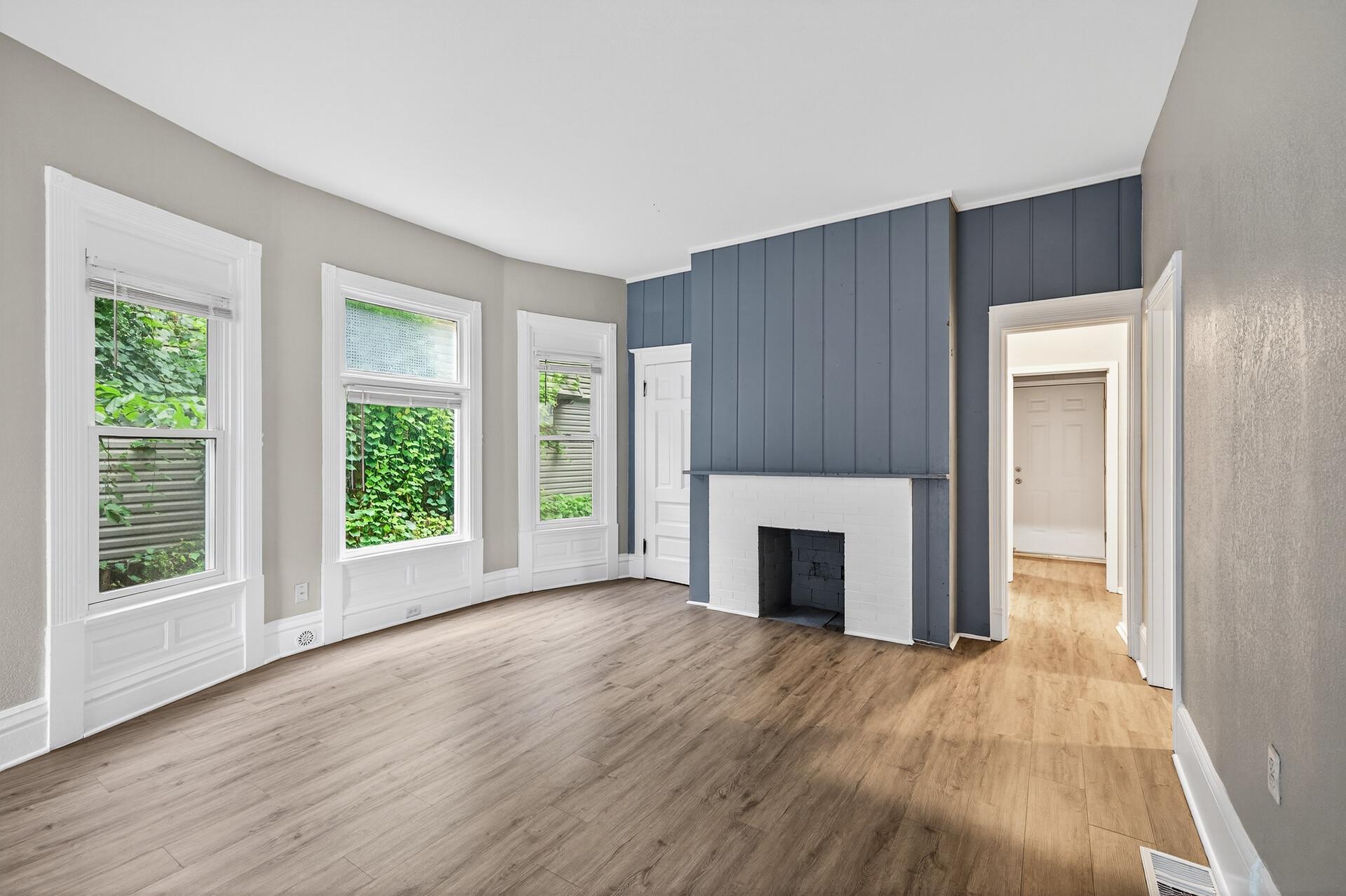 View of Residential Income at 812 7th Street, Minneapolis MN 55414, Minneapolis (9 of 50) - Mike Wilen | Minnesota Team Real Estate