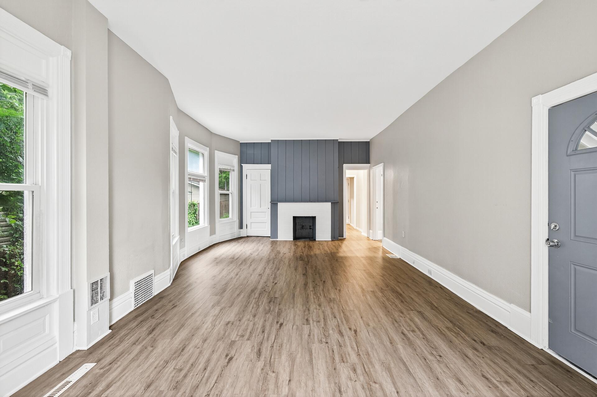View of Residential Income at 812 7th Street, Minneapolis MN 55414, Minneapolis (7 of 50) - Mike Wilen | Minnesota Team Real Estate
