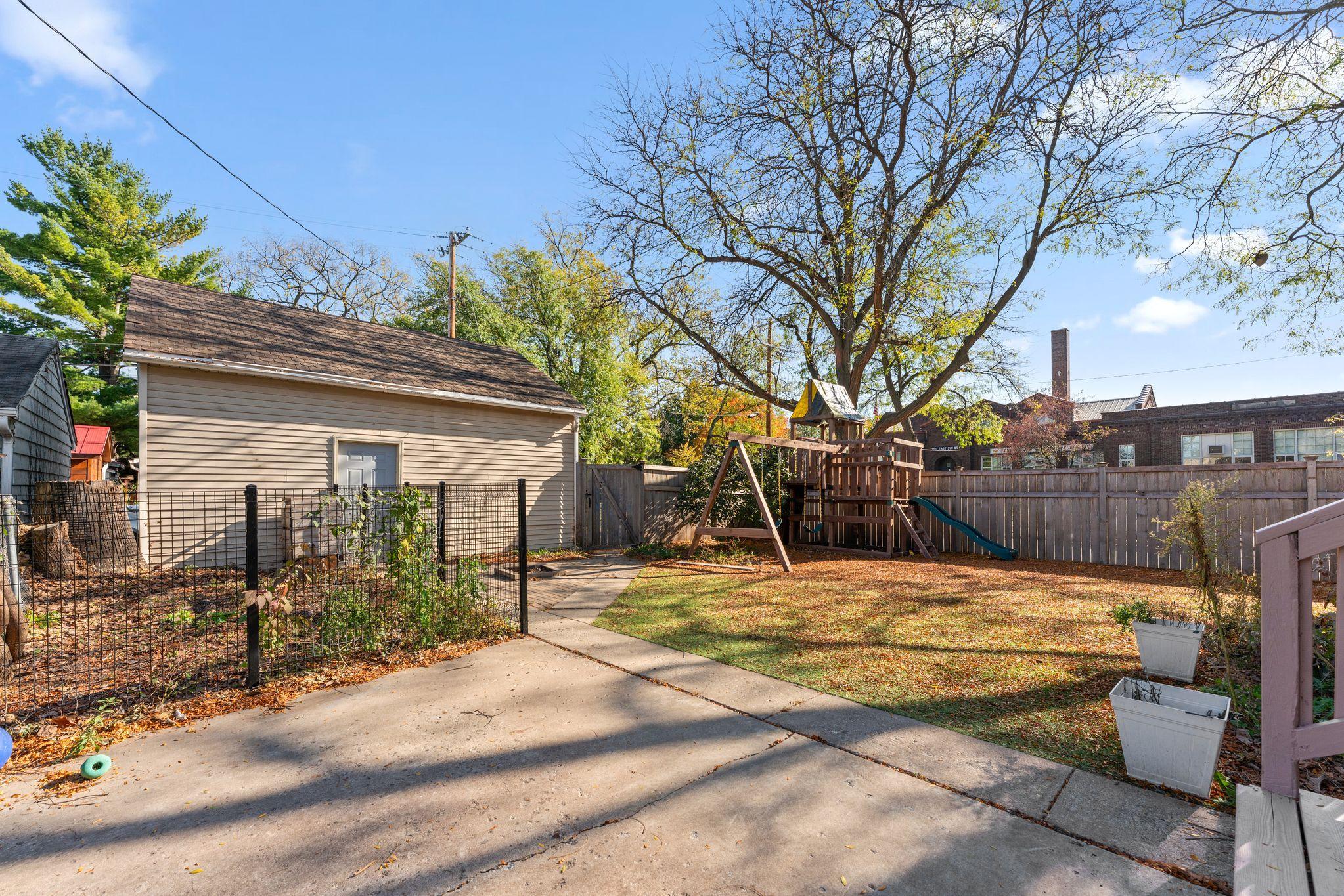 View of Residential at 3041 30th Avenue, Minneapolis MN 55406, Minneapolis (22 of 83) - Mike Wilen | Minnesota Team Real Estate