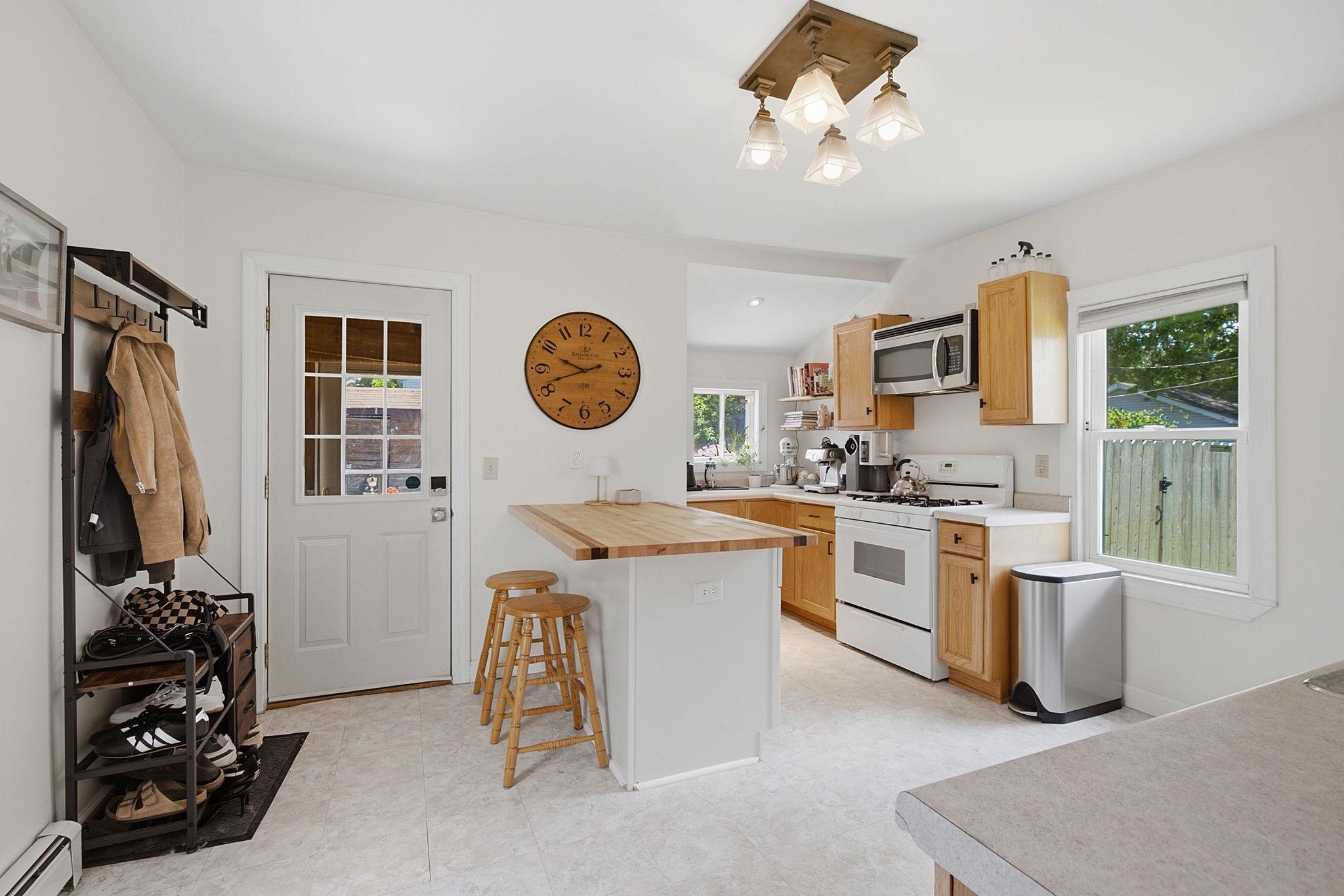 View of Residential at 234 Sidney Street, Saint Paul MN 55107, Saint Paul (10 of 30) - Mike Wilen | Minnesota Team Real Estate