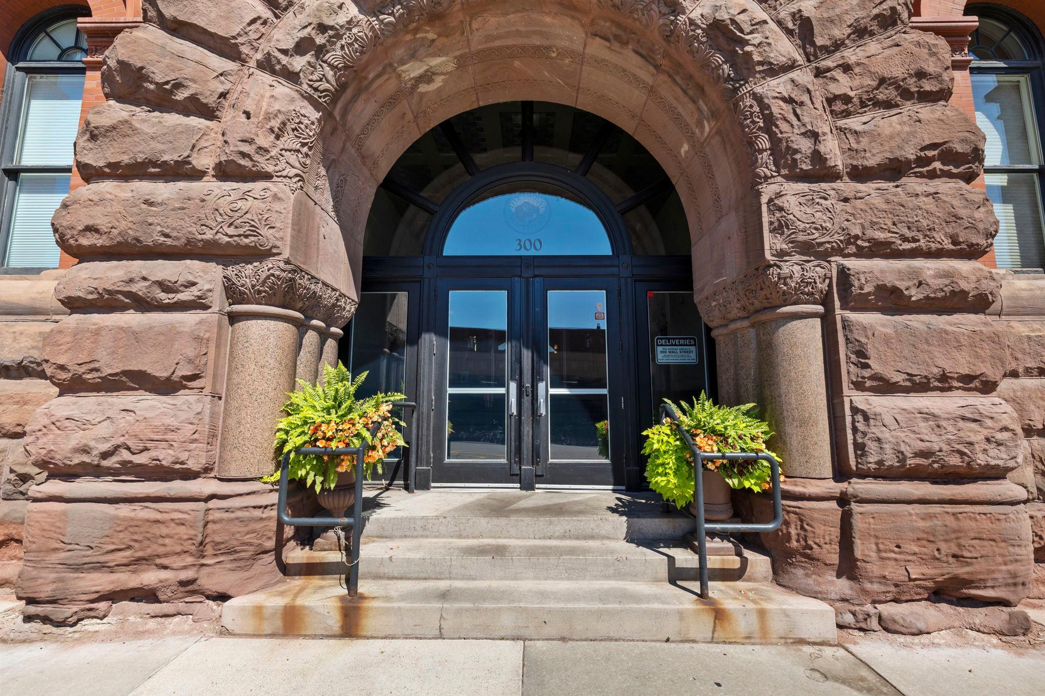 View of Residential at 300 Wall Street #101, Saint Paul MN 55101, Saint Paul (59 of 74) - Mike Wilen | Minnesota Team Real Estate