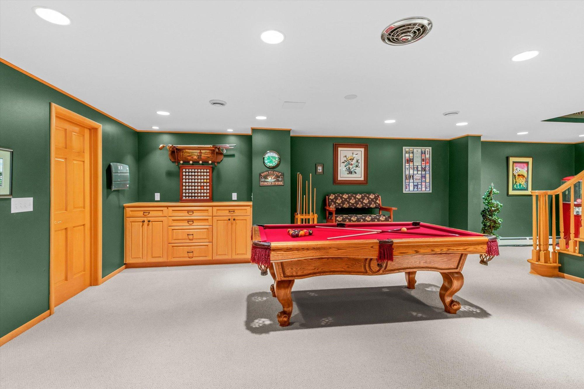 View of Residential at 6716 Shore Drive, Edina MN 55435, Edina (37 of 40) - Mike Wilen | Minnesota Team Real Estate
