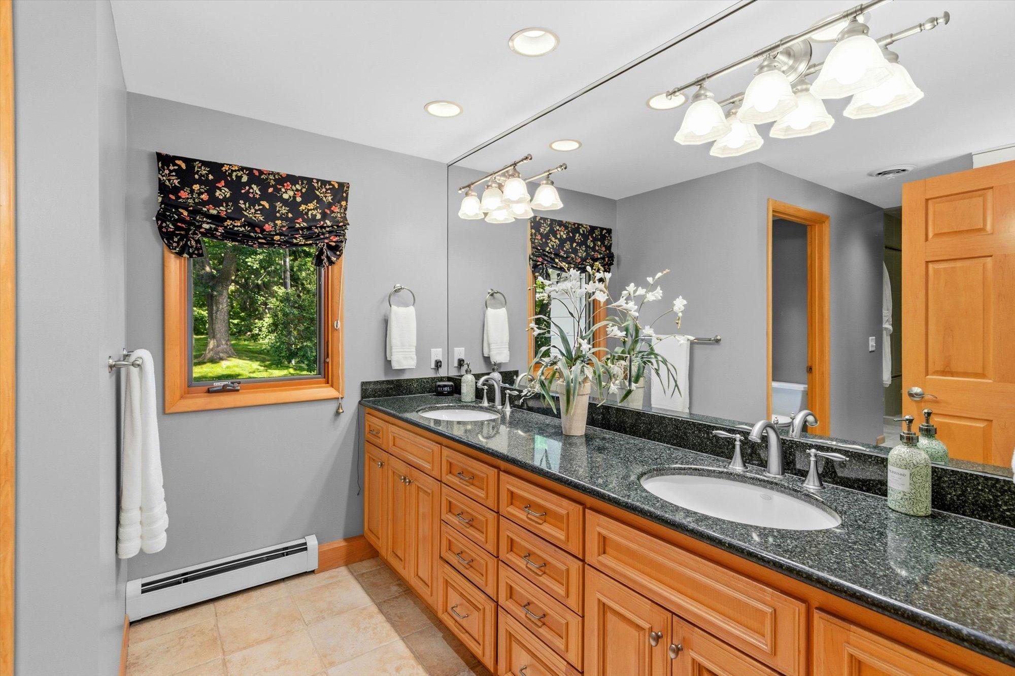 View of Residential at 6716 Shore Drive, Edina MN 55435, Edina (35 of 40) - Mike Wilen | Minnesota Team Real Estate