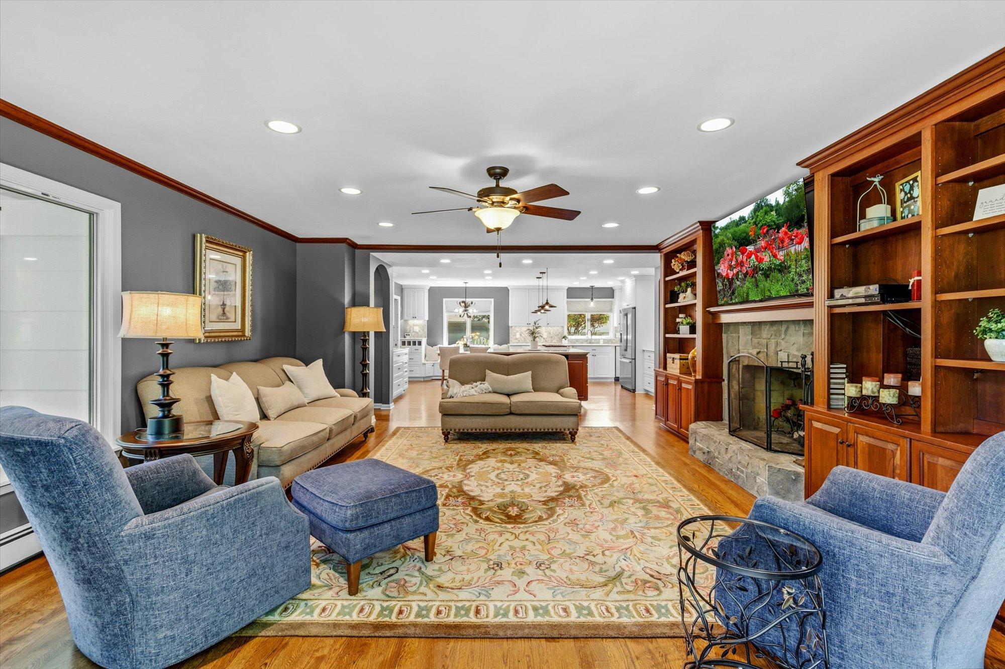 View of Residential at 6716 Shore Drive, Edina MN 55435, Edina (28 of 40) - Mike Wilen | Minnesota Team Real Estate