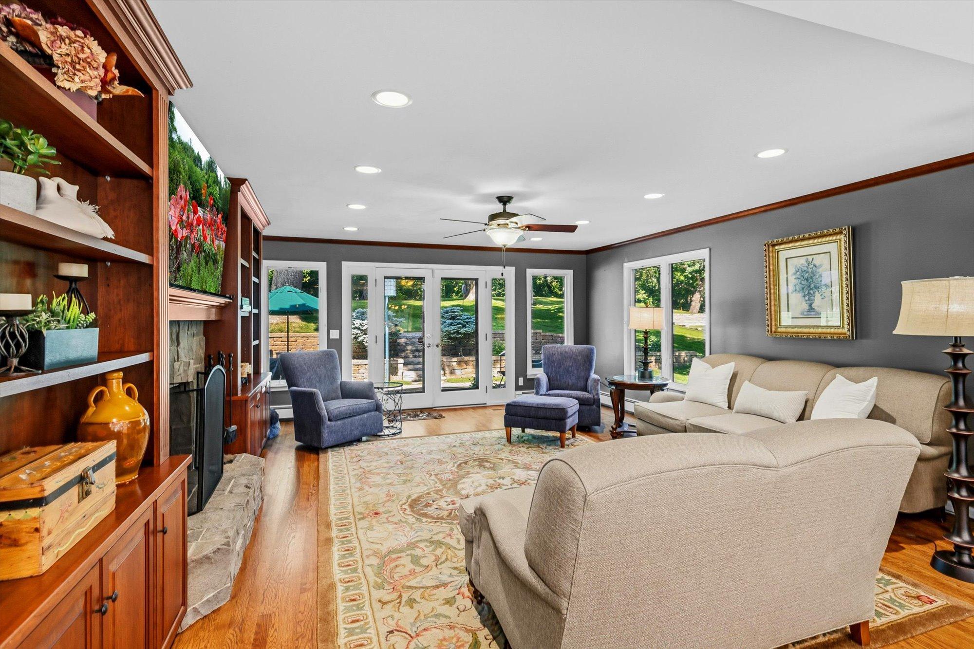 View of Residential at 6716 Shore Drive, Edina MN 55435, Edina (26 of 40) - Mike Wilen | Minnesota Team Real Estate