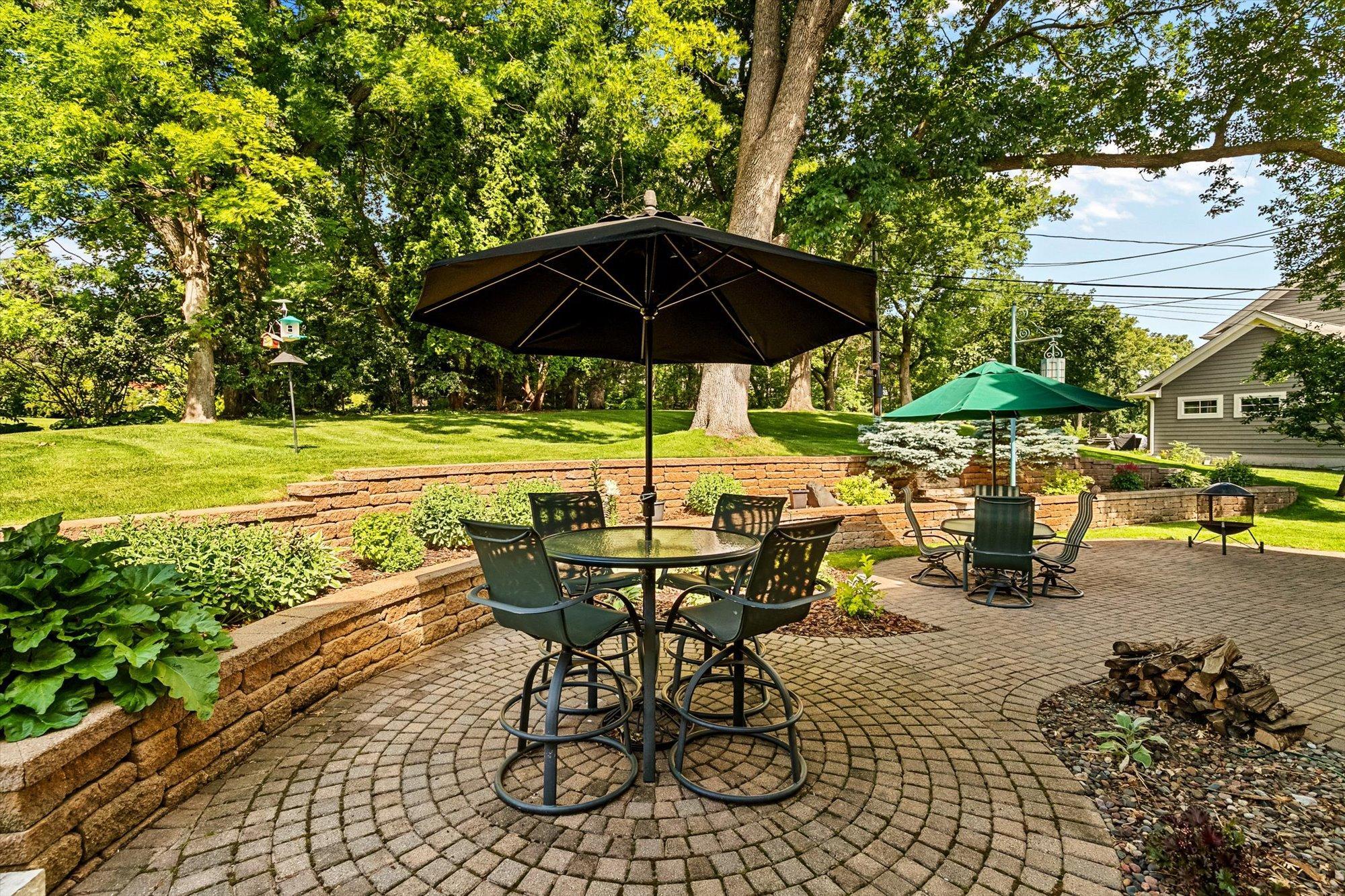 View of Residential at 6716 Shore Drive, Edina MN 55435, Edina (12 of 40) - Mike Wilen | Minnesota Team Real Estate