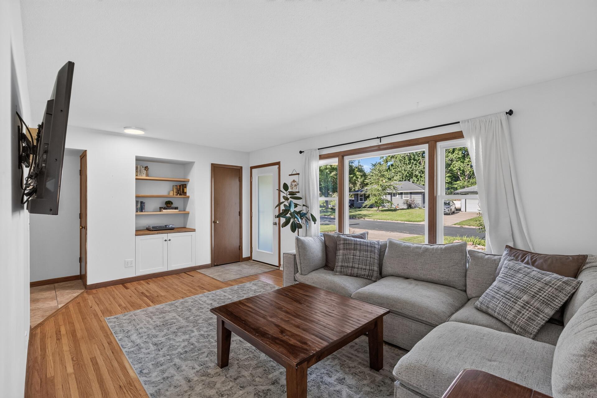 View of Residential at 5948 Cavell Avenue, New Hope MN 55428, New Hope (7 of 37) - Mike Wilen | Minnesota Team Real Estate