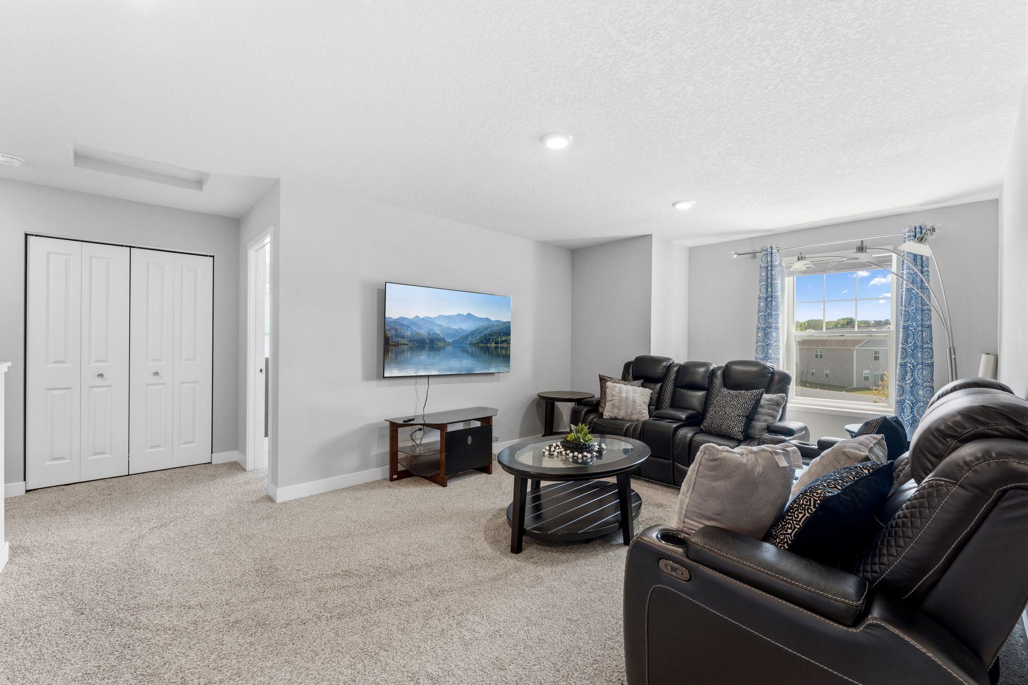 View of Residential at 6670 Pine Arbor Boulevard, Cottage Grove MN 55016, Cottage Grove (11 of 17) - Mike Wilen | Minnesota Team Real Estate