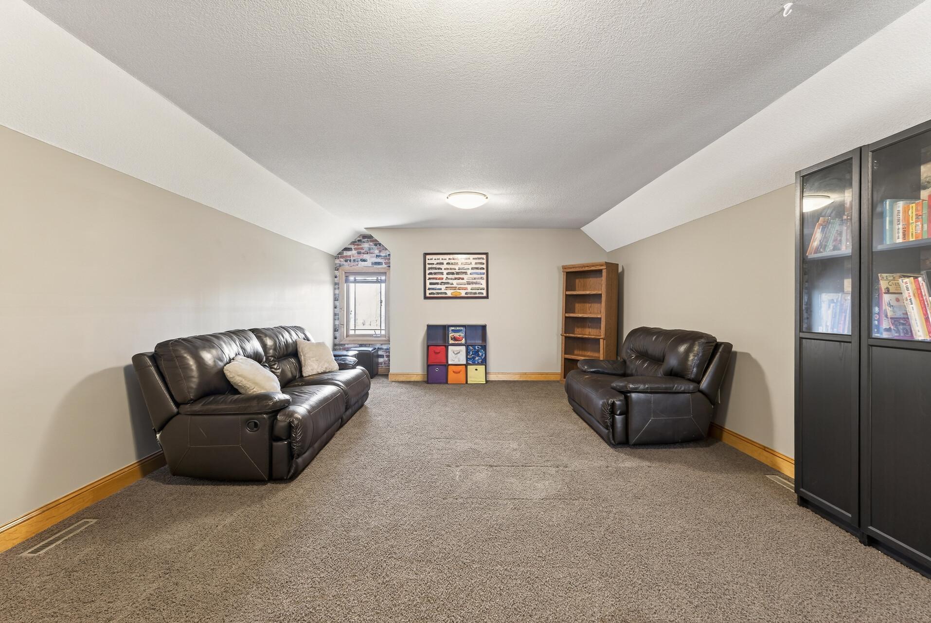 View of Residential at 9951 Vagabond Court, Maple Grove MN 55311, Maple Grove (65 of 101) - Mike Wilen | Minnesota Team Real Estate