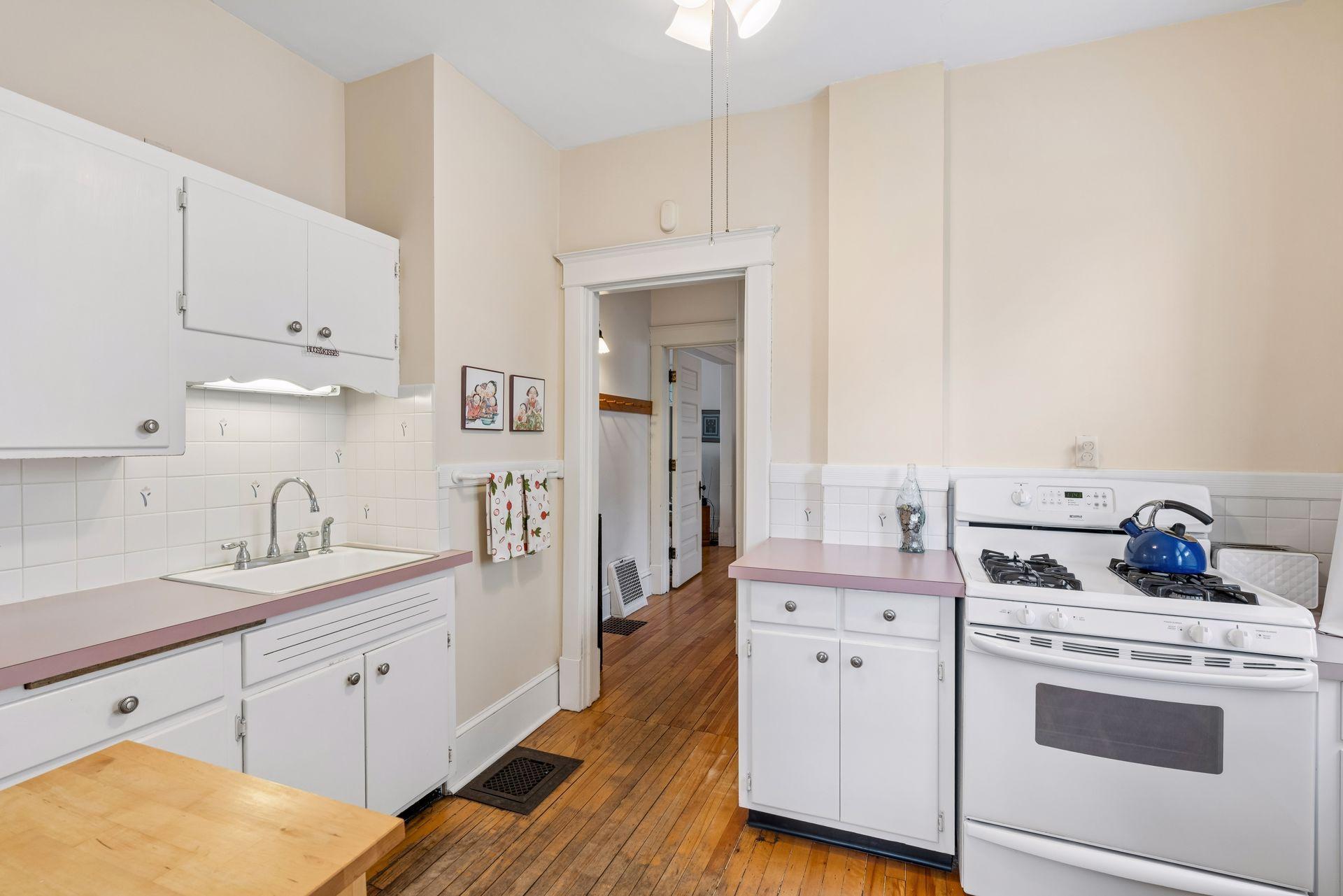 View of Residential at 1092 15th Avenue, Minneapolis MN 55414, Minneapolis (15 of 30) - Mike Wilen | Minnesota Team Real Estate
