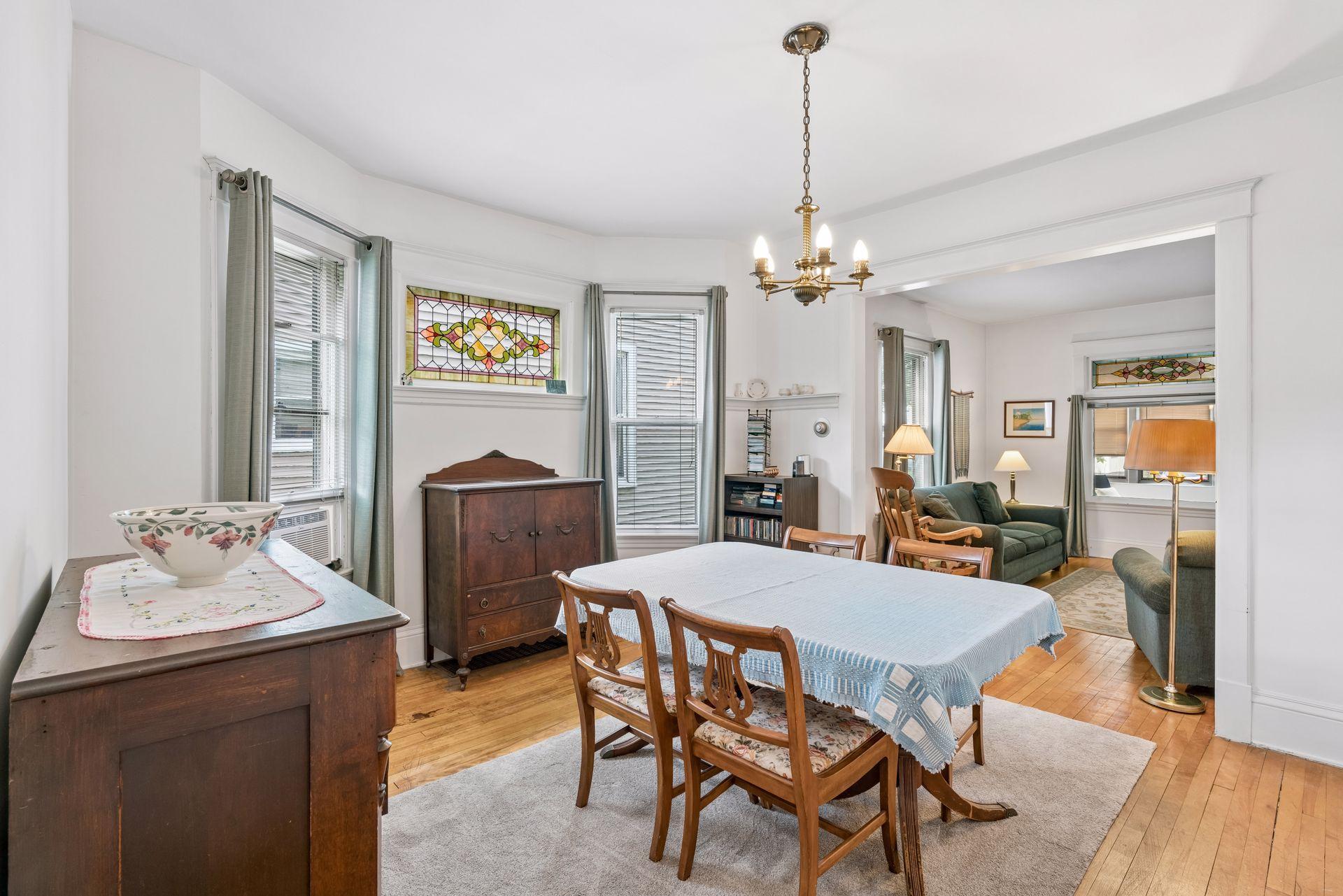 View of Residential at 1092 15th Avenue, Minneapolis MN 55414, Minneapolis (8 of 30) - Mike Wilen | Minnesota Team Real Estate