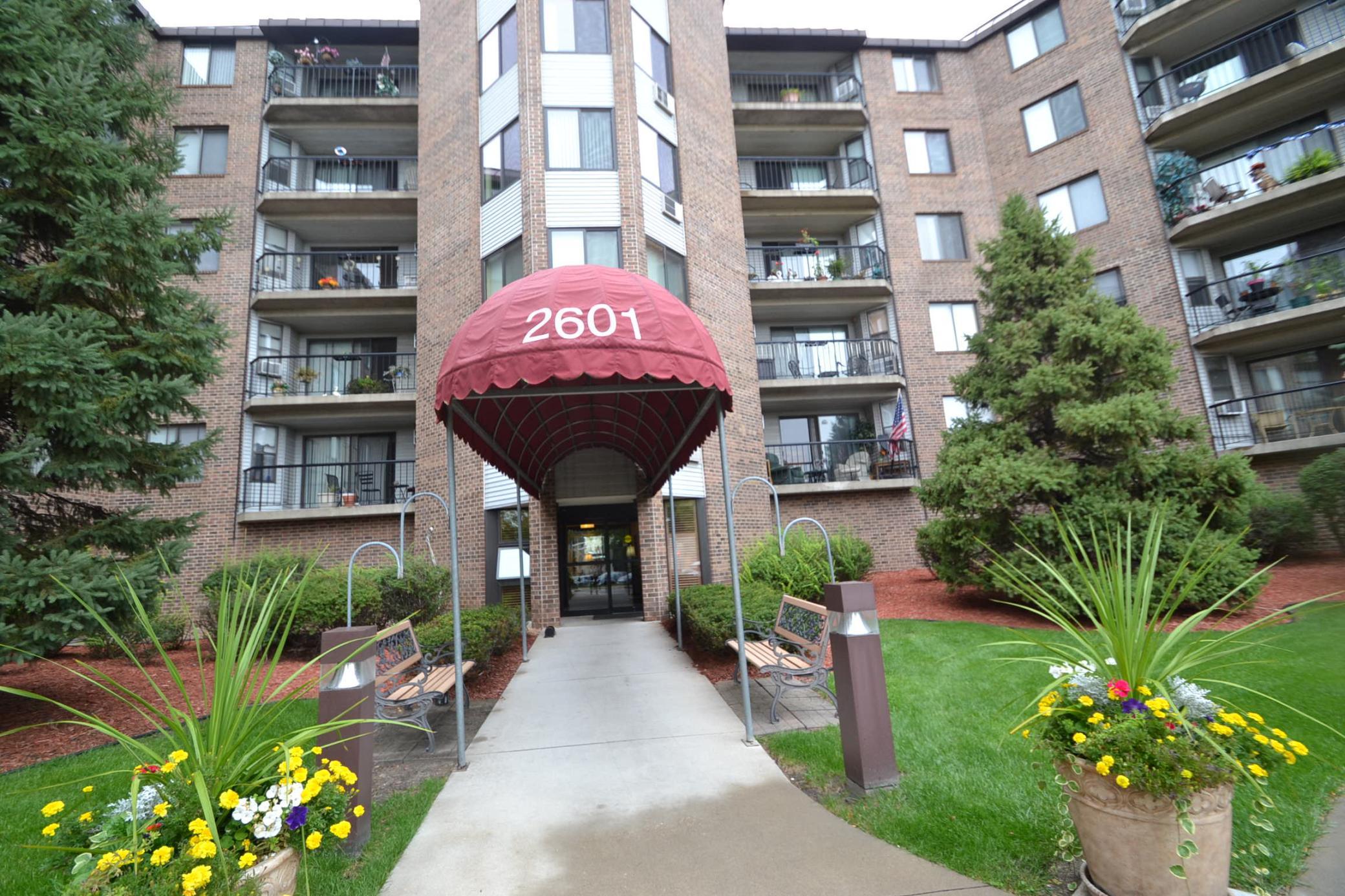 View of Residential at 2601 Kenzie Terrace #429, Saint Anthony MN 55418, Saint Anthony (2 of 44) - Mike Wilen | Minnesota Team Real Estate