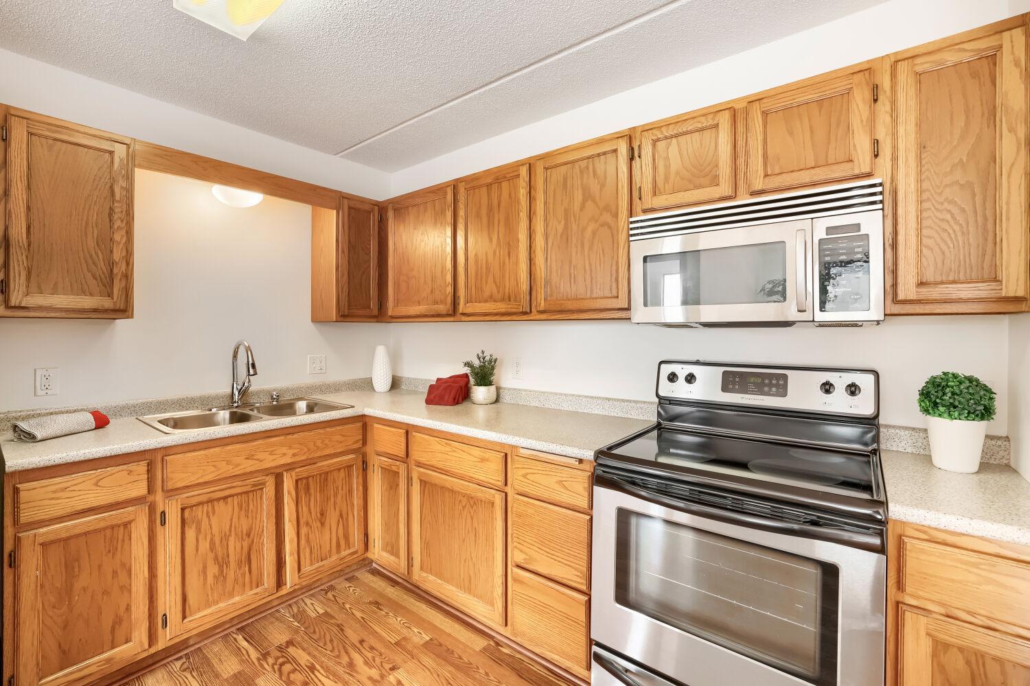 View of Residential at 2601 Kenzie Terrace #429, Saint Anthony MN 55418, Saint Anthony (32 of 44) - Mike Wilen | Minnesota Team Real Estate