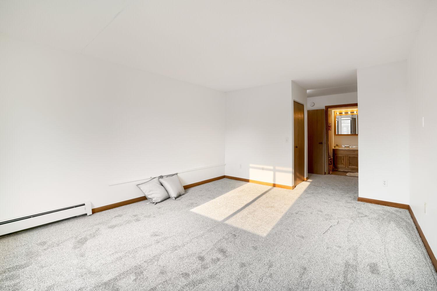 View of Residential at 2601 Kenzie Terrace #429, Saint Anthony MN 55418, Saint Anthony (30 of 44) - Mike Wilen | Minnesota Team Real Estate