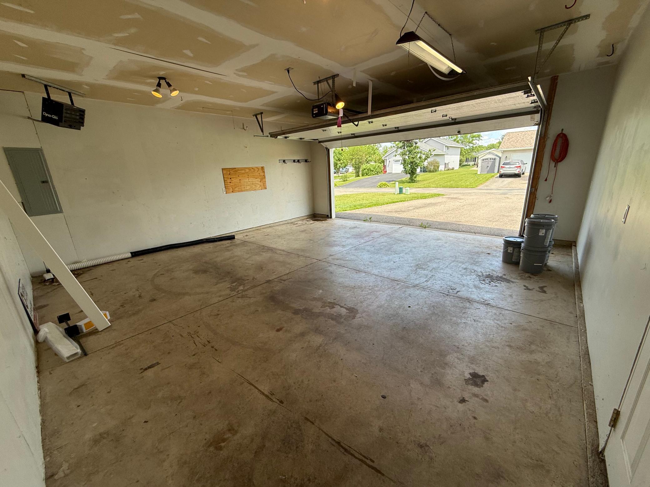 View of Residential at 445 Maryland Street, Hutchinson MN 55350, Hutchinson (9 of 13) - Mike Wilen | Minnesota Team Real Estate