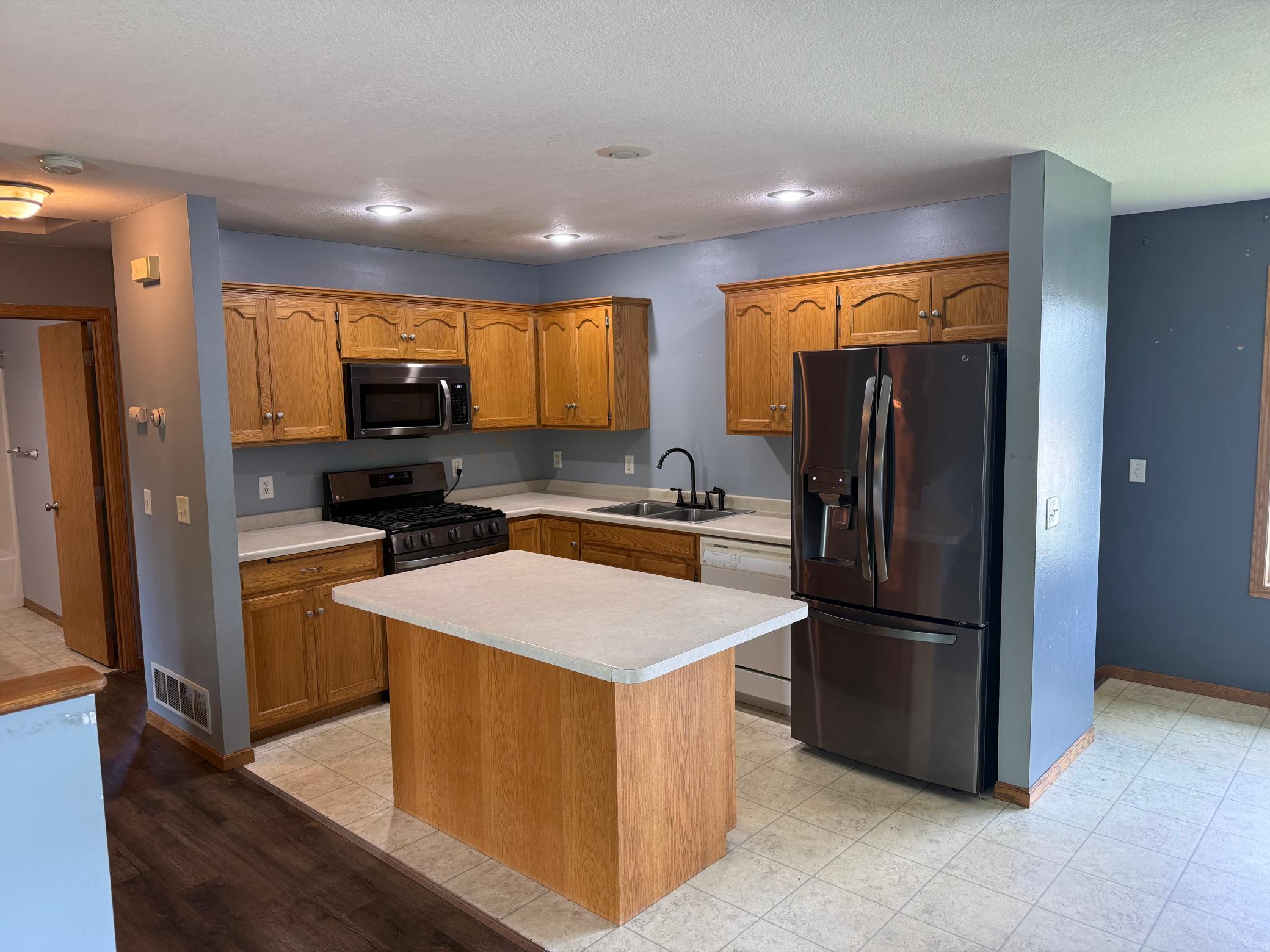 View of Residential at 445 Maryland Street, Hutchinson MN 55350, Hutchinson (5 of 13) - Mike Wilen | Minnesota Team Real Estate