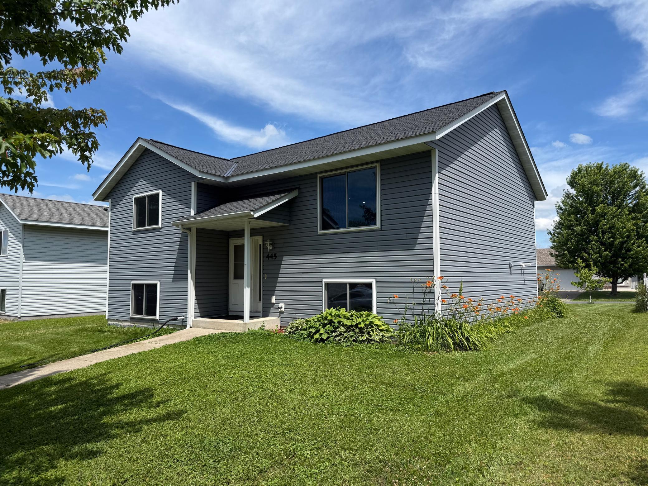 View of Residential at 445 Maryland Street, Hutchinson MN 55350, Hutchinson (3 of 13) - Mike Wilen | Minnesota Team Real Estate