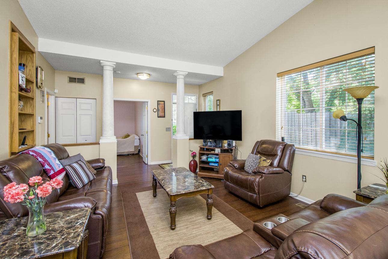 View of Residential at 1898 Christensen Avenue, West Saint Paul MN 55118, West Saint Paul (10 of 33) - Mike Wilen | Minnesota Team Real Estate
