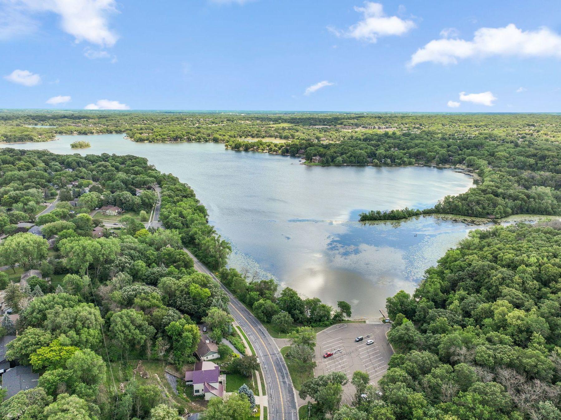 View of Residential at 15700 Logarto Lane, Burnsville MN 55306, Burnsville (69 of 71) - Mike Wilen | Minnesota Team Real Estate