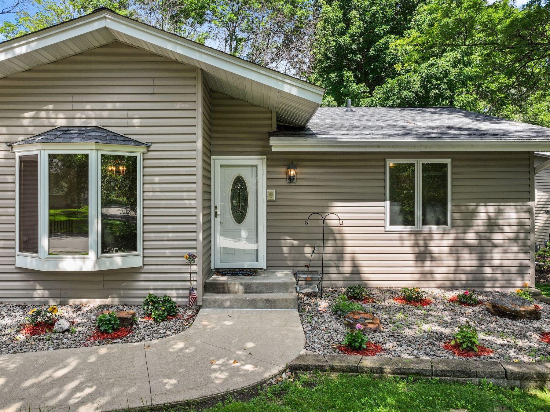 View of Residential at 15700 Logarto Lane, Burnsville MN 55306, Burnsville (55 of 71) - Mike Wilen | Minnesota Team Real Estate