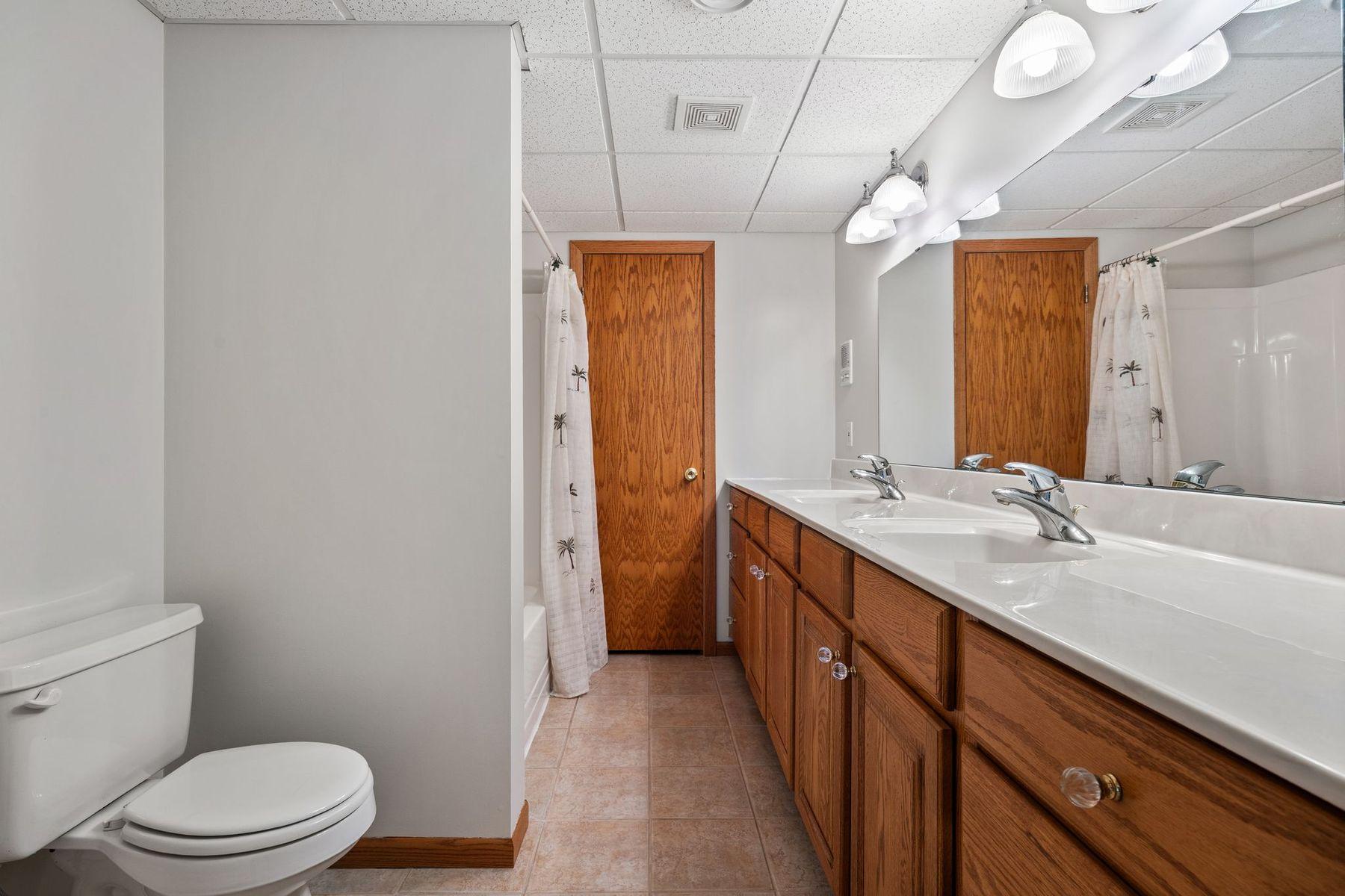 View of Residential at 15700 Logarto Lane, Burnsville MN 55306, Burnsville (42 of 71) - Mike Wilen | Minnesota Team Real Estate