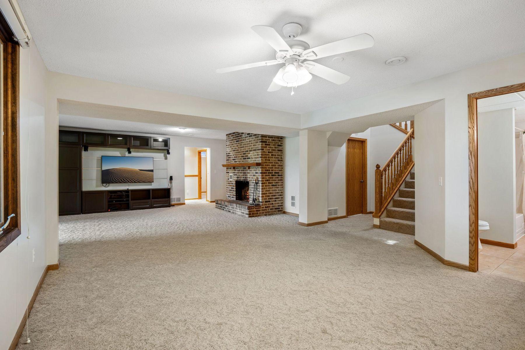 View of Residential at 15700 Logarto Lane, Burnsville MN 55306, Burnsville (39 of 71) - Mike Wilen | Minnesota Team Real Estate
