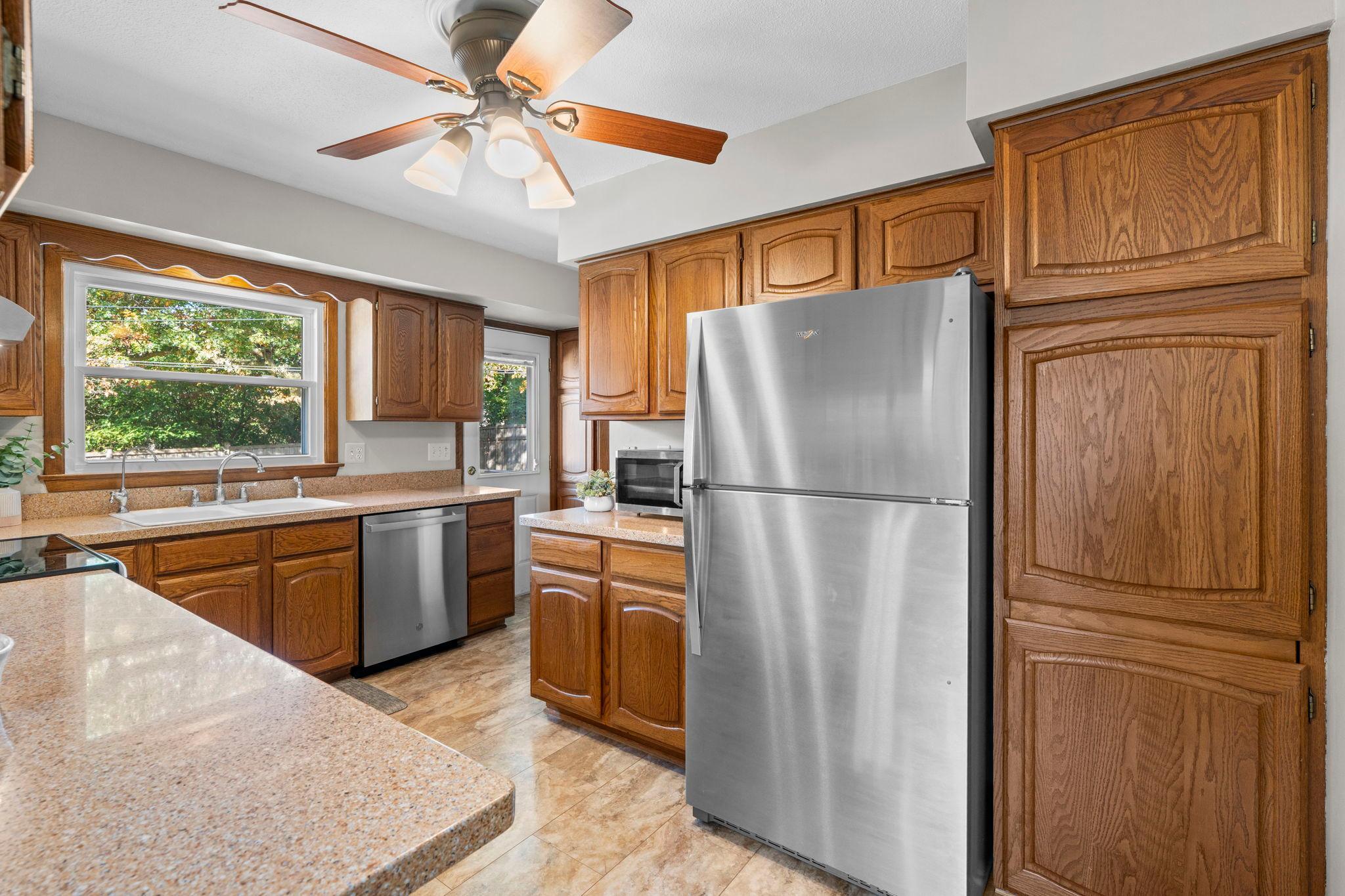 View of Residential at 5843 June Avenue, Brooklyn Center MN 55429, Brooklyn Center (20 of 63) - Mike Wilen | Minnesota Team Real Estate