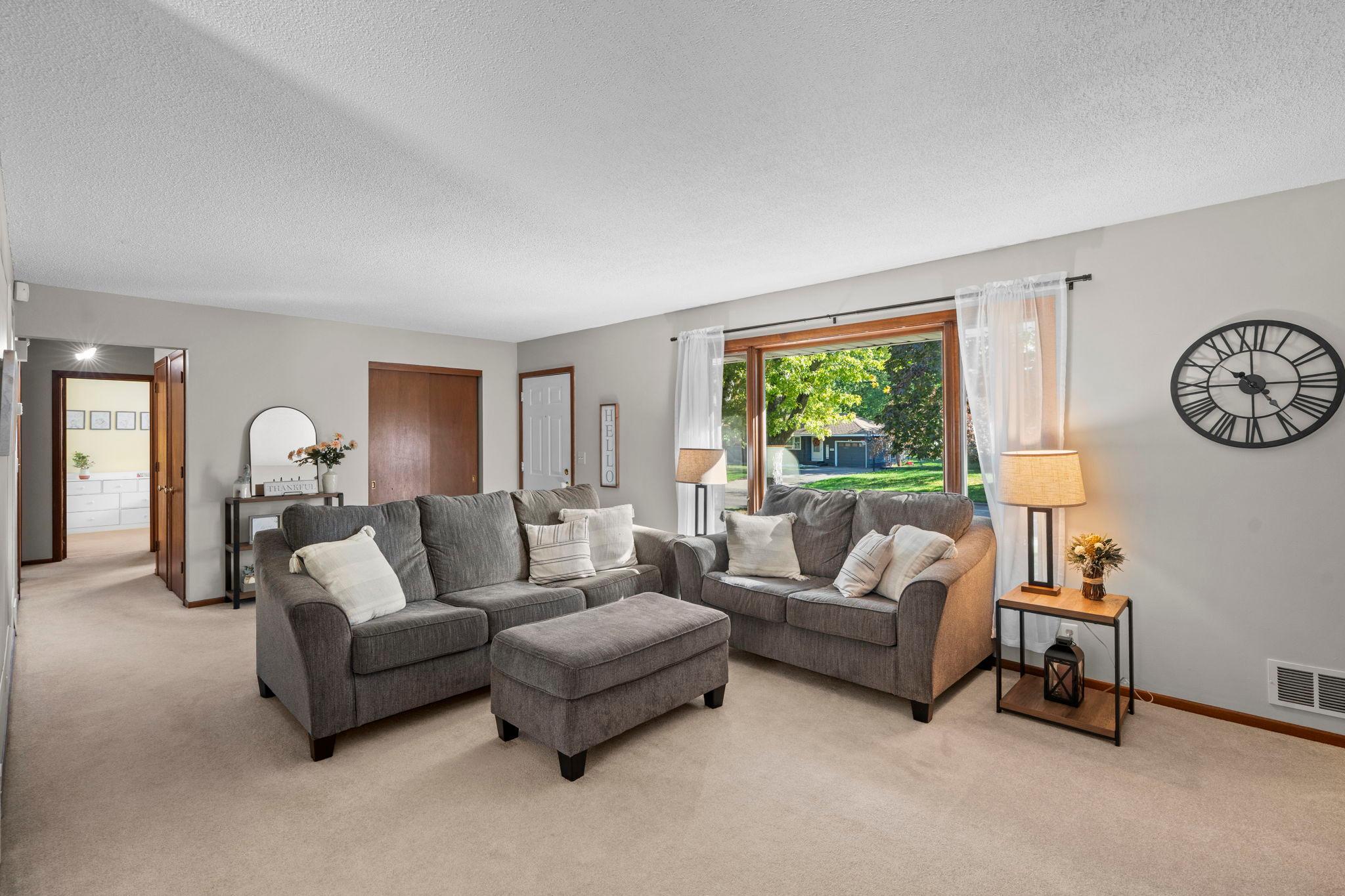 View of Residential at 5843 June Avenue, Brooklyn Center MN 55429, Brooklyn Center (7 of 63) - Mike Wilen | Minnesota Team Real Estate