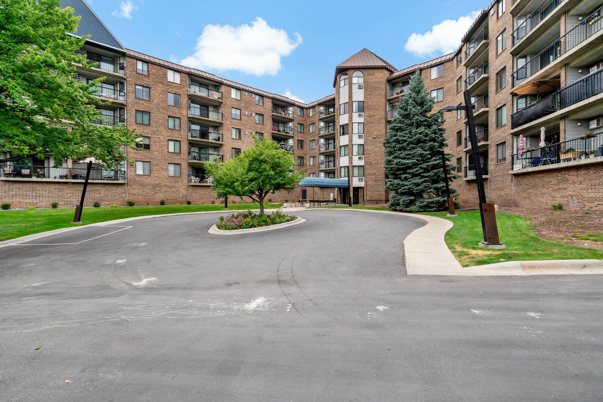 View of Residential at 2601 Kenzie Terrace #315, Saint Anthony MN 55418, Saint Anthony (2 of 31) - Mike Wilen | Minnesota Team Real Estate