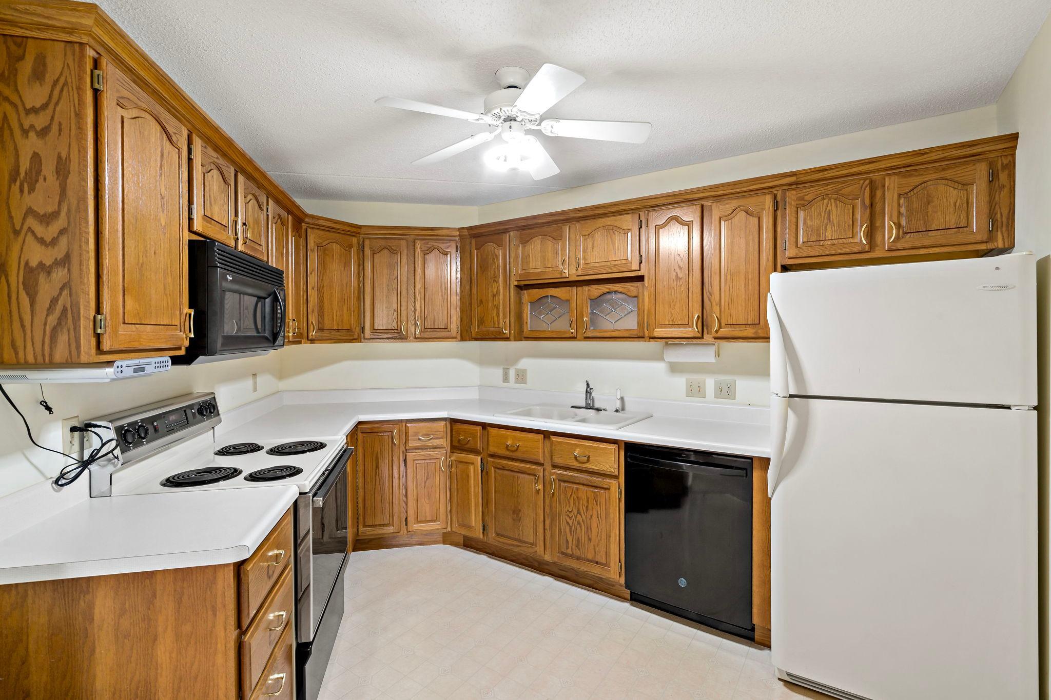 View of Residential at 2601 Kenzie Terrace #315, Saint Anthony MN 55418, Saint Anthony (12 of 31) - Mike Wilen | Minnesota Team Real Estate