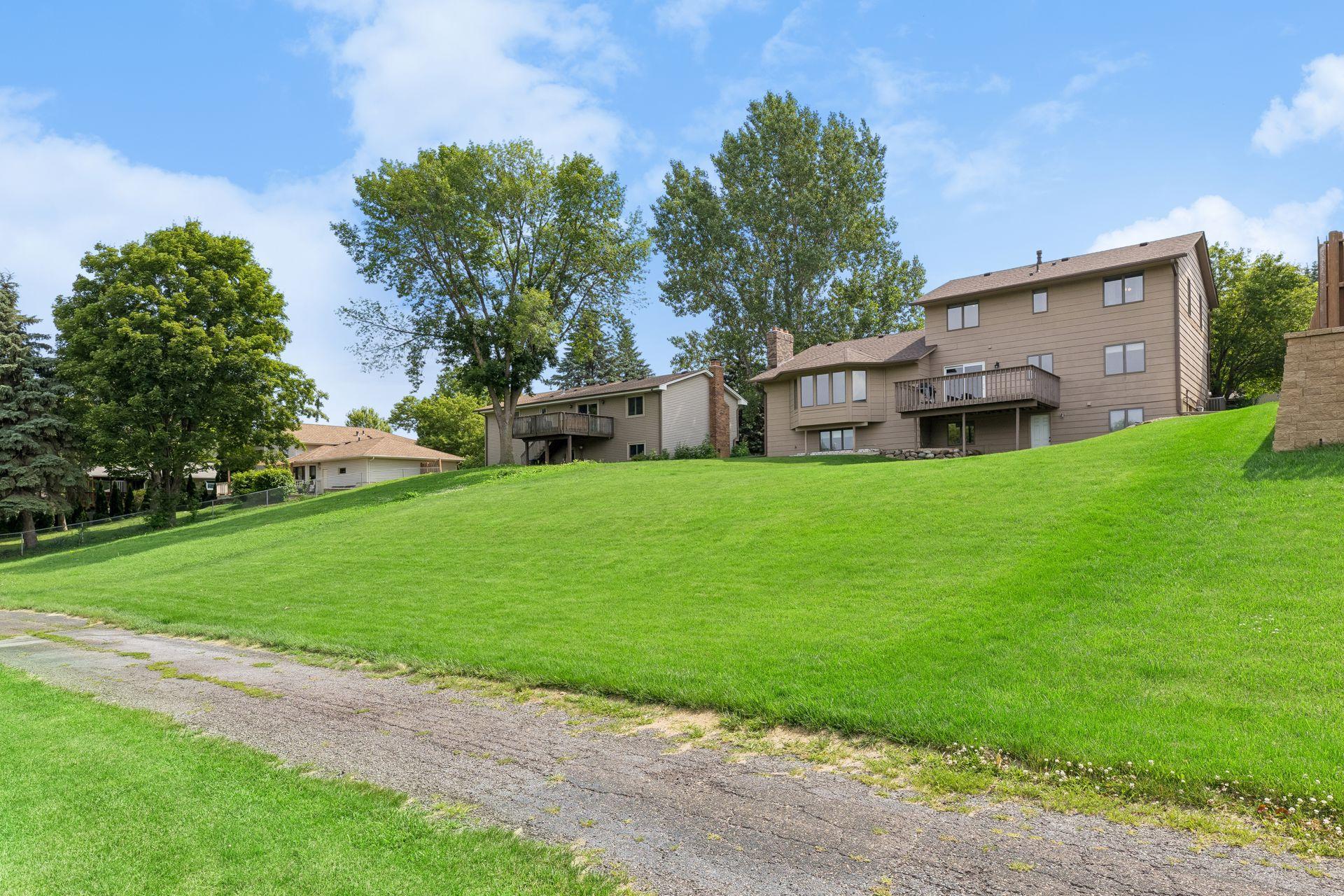 View of Residential at 7885 Kingsview Lane, Maple Grove MN 55311, Maple Grove (52 of 58) - Mike Wilen | Minnesota Team Real Estate