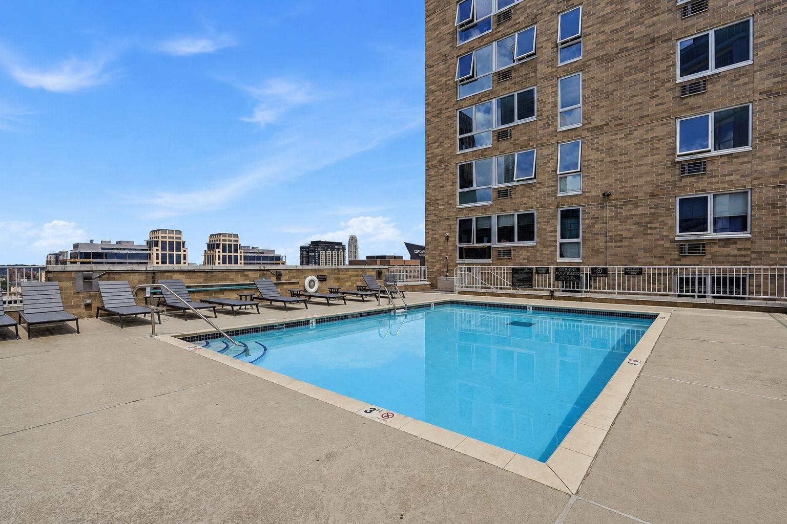 View of Residential at 433 7th Street #2113, Minneapolis MN 55415, Minneapolis (59 of 64) - Mike Wilen | Minnesota Team Real Estate