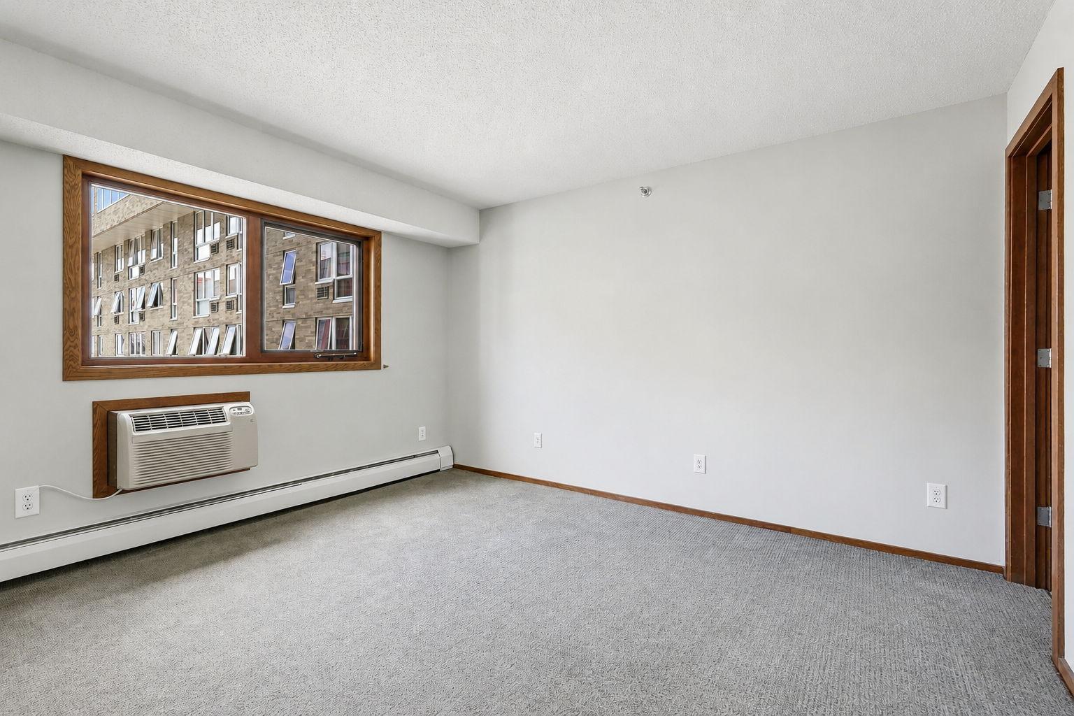 View of Residential at 433 7th Street #2113, Minneapolis MN 55415, Minneapolis (21 of 64) - Mike Wilen | Minnesota Team Real Estate