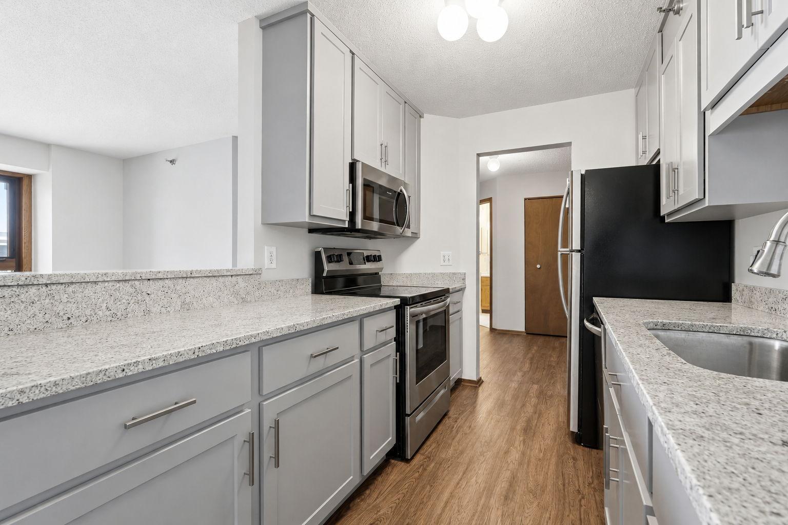 View of Residential at 433 7th Street #2113, Minneapolis MN 55415, Minneapolis (17 of 64) - Mike Wilen | Minnesota Team Real Estate