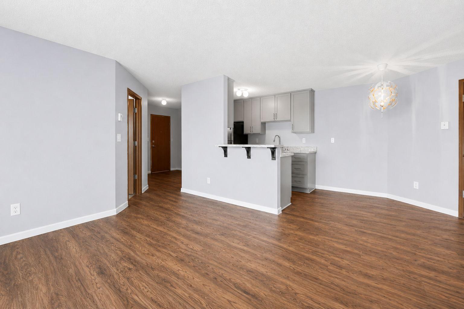 View of Residential at 433 7th Street #2113, Minneapolis MN 55415, Minneapolis (15 of 64) - Mike Wilen | Minnesota Team Real Estate