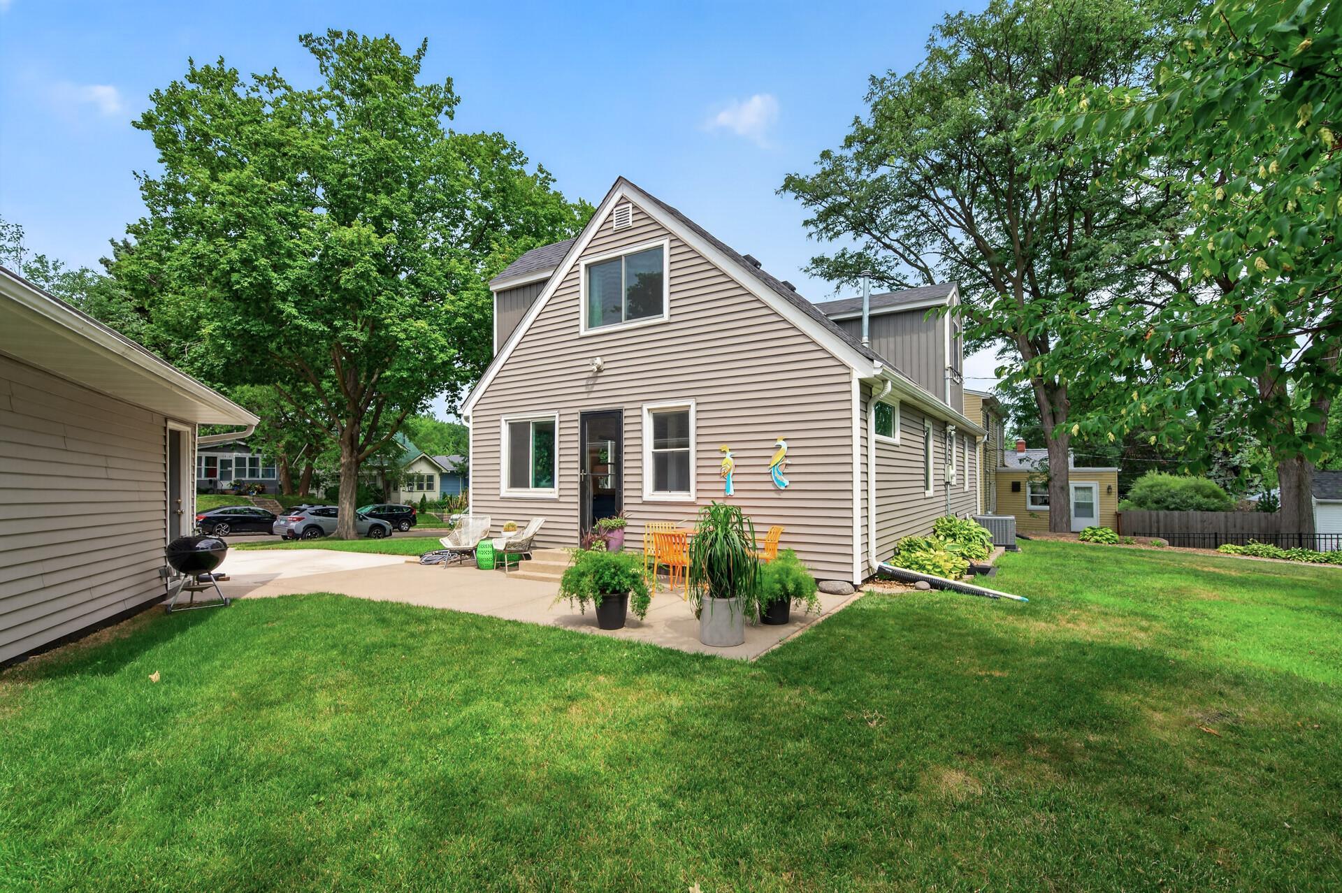 View of Residential at 2605 Garfield Street, Minneapolis MN 55418, Minneapolis (27 of 29) - Mike Wilen | Minnesota Team Real Estate
